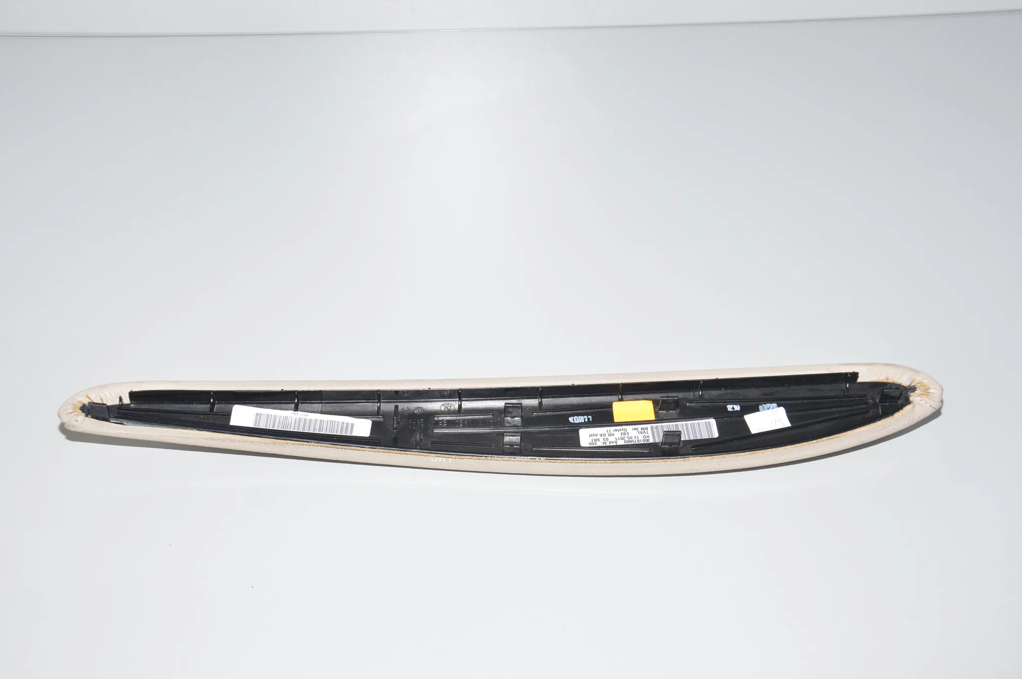 Door Panels – OEM 106285 · BMW 3 Cabrio (E93) BMW 3 Cabrio (E93) 325 i 2011 – 4