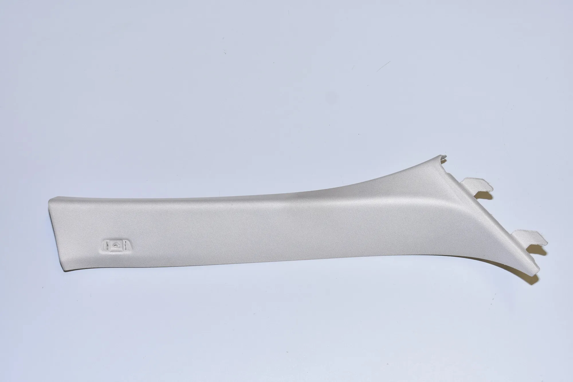 Front Right A Pillar Trim – OEM 7384526 · BMW 5 (G30) BMW 5 (G30) 530 d 2018 – 2