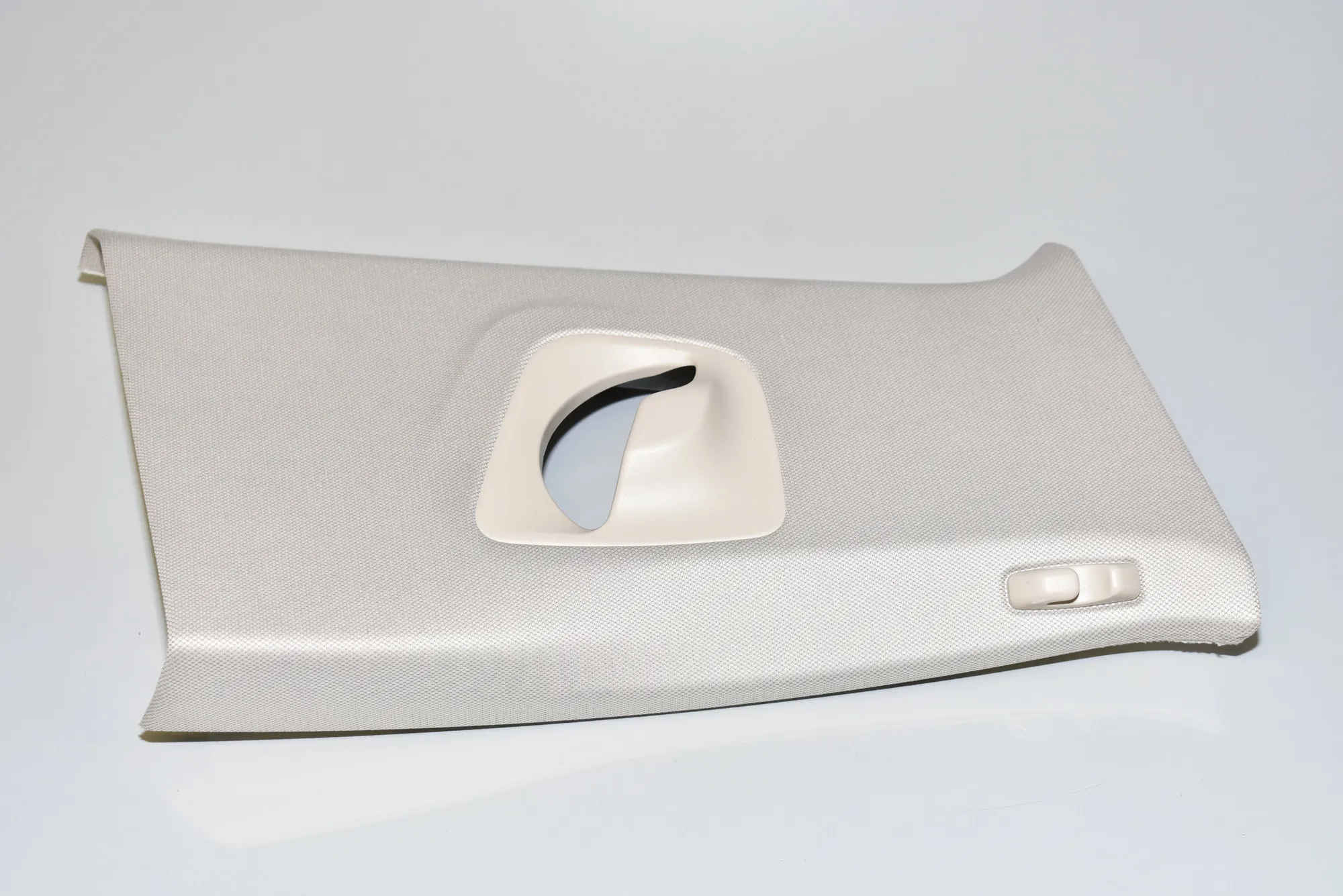 Right Side B Pillar Trim – OEM 7384528 · BMW 5 (G30) BMW 5 (G30) 530 d 2018 – 2
