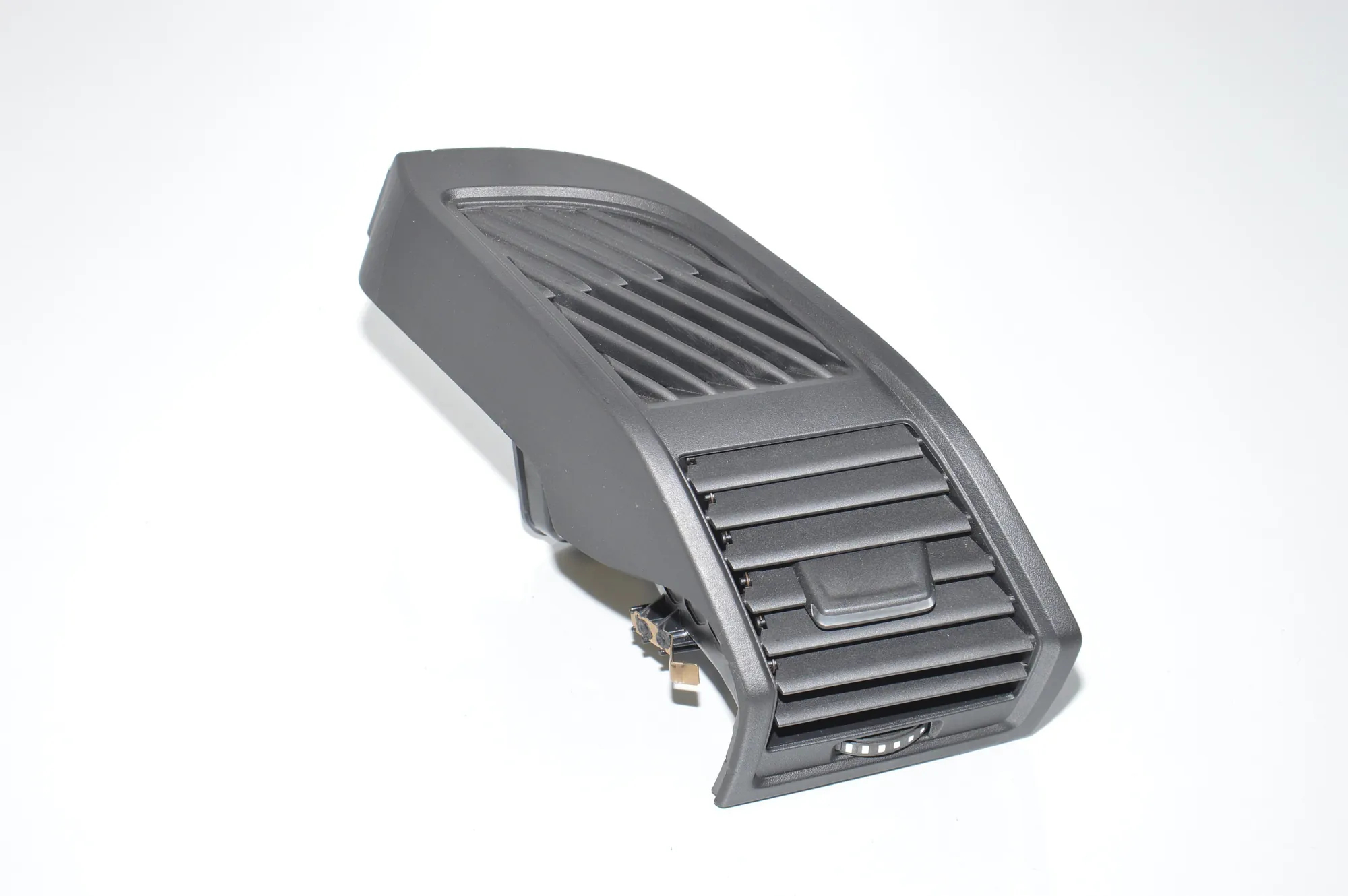 Dashboard Air Vents – OEM 9283003 · BMW i3 (I01) Electric 2019