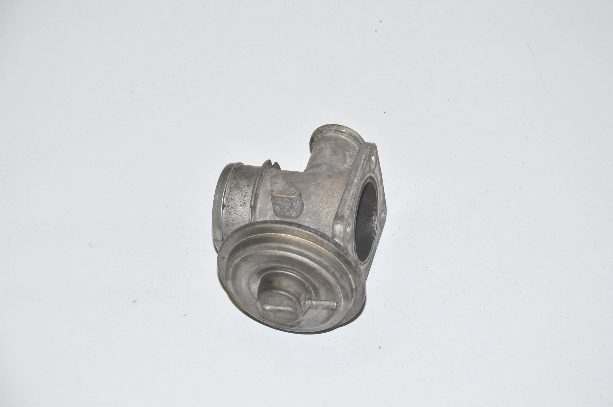 EGR Valve – OEM 2248717 · BMW 5 Touring (E39) 530 d 1999 – 4