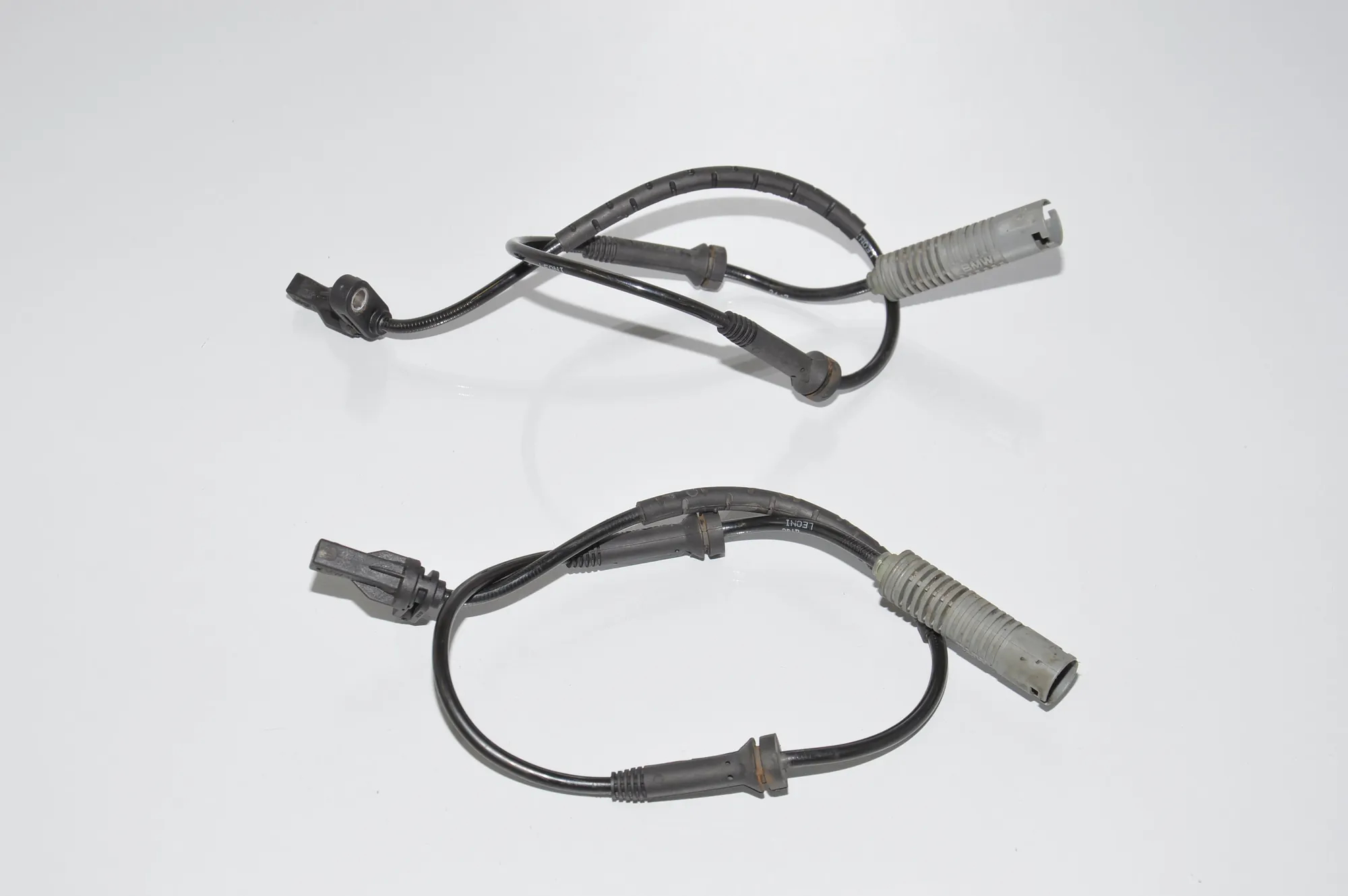 Front Right ABS Sensor – OEM 7116198 · BMW 3 (E90) 320 d 2007 – 4