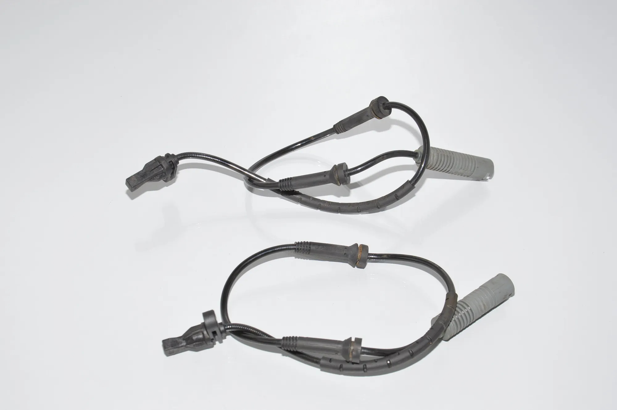 Front Right ABS Sensor – OEM 7116198 · BMW 3 (E90) 320 d 2007 – 3
