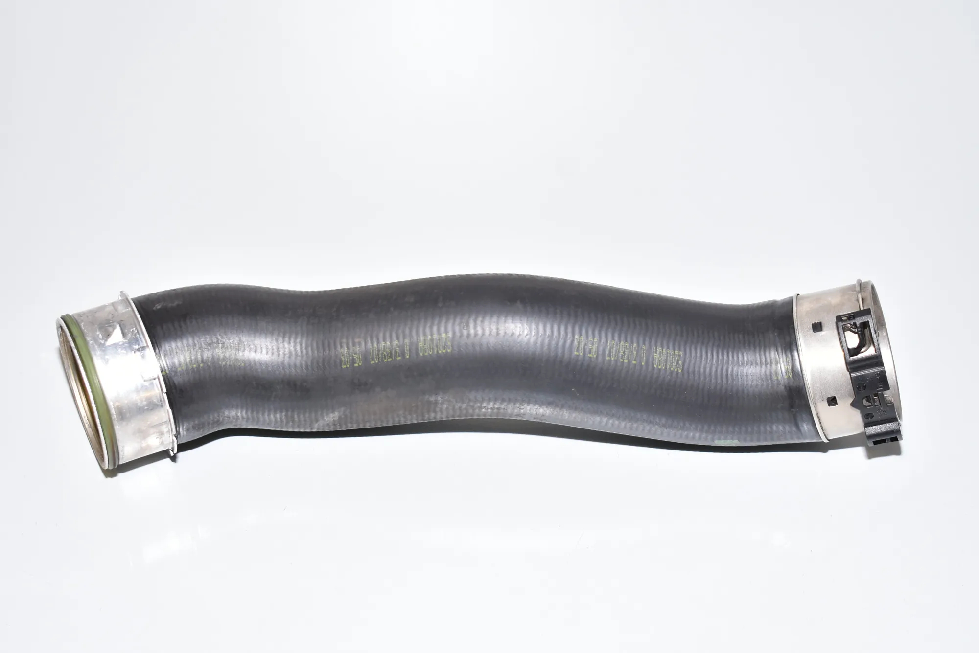 Left Side Intercooler Hose – OEM 7802753 · BMW 3 (E90) 320 d 2007 – 2
