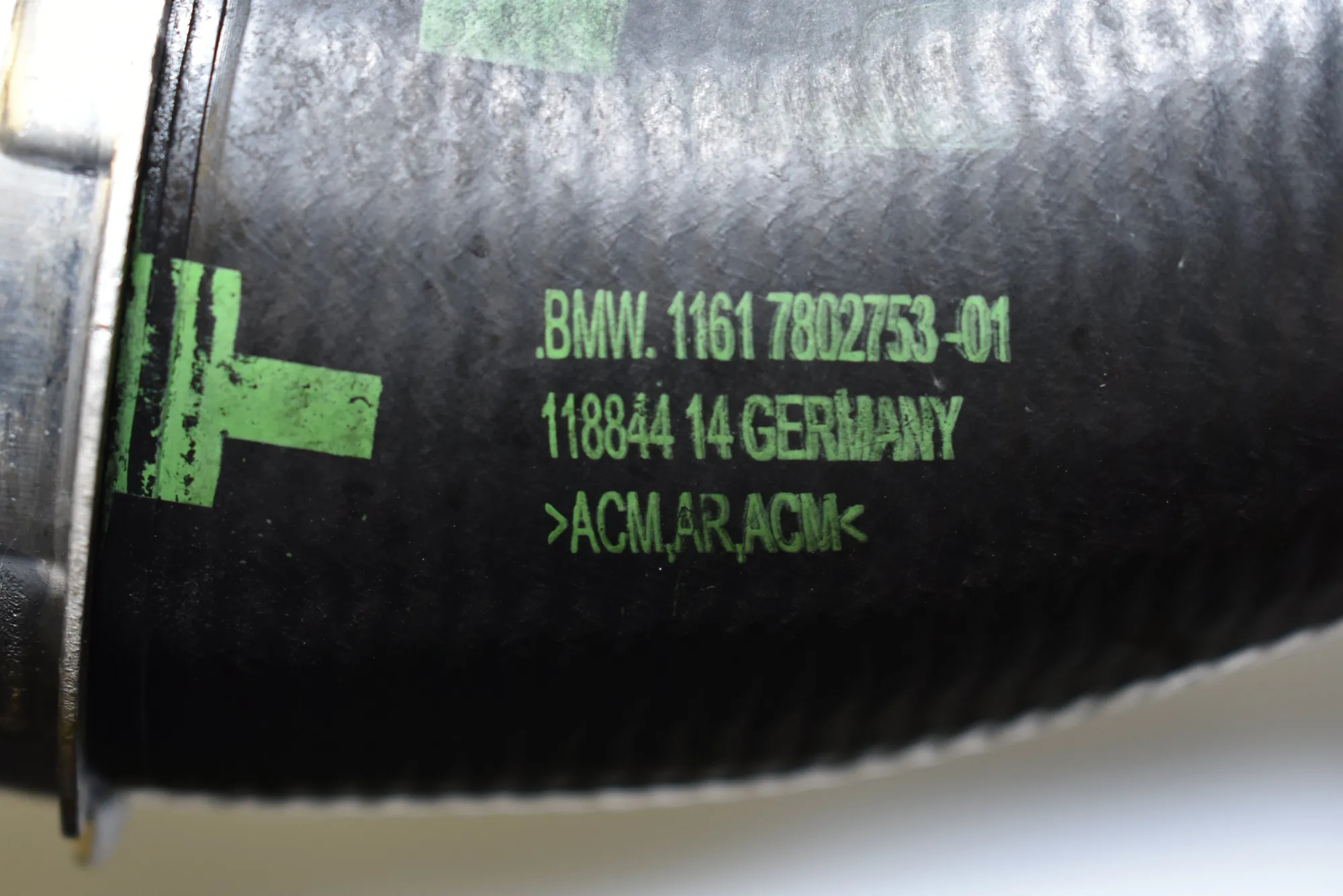 Left Side Intercooler Hose – OEM 7802753 · BMW 3 (E90) 320 d 2007 – 3