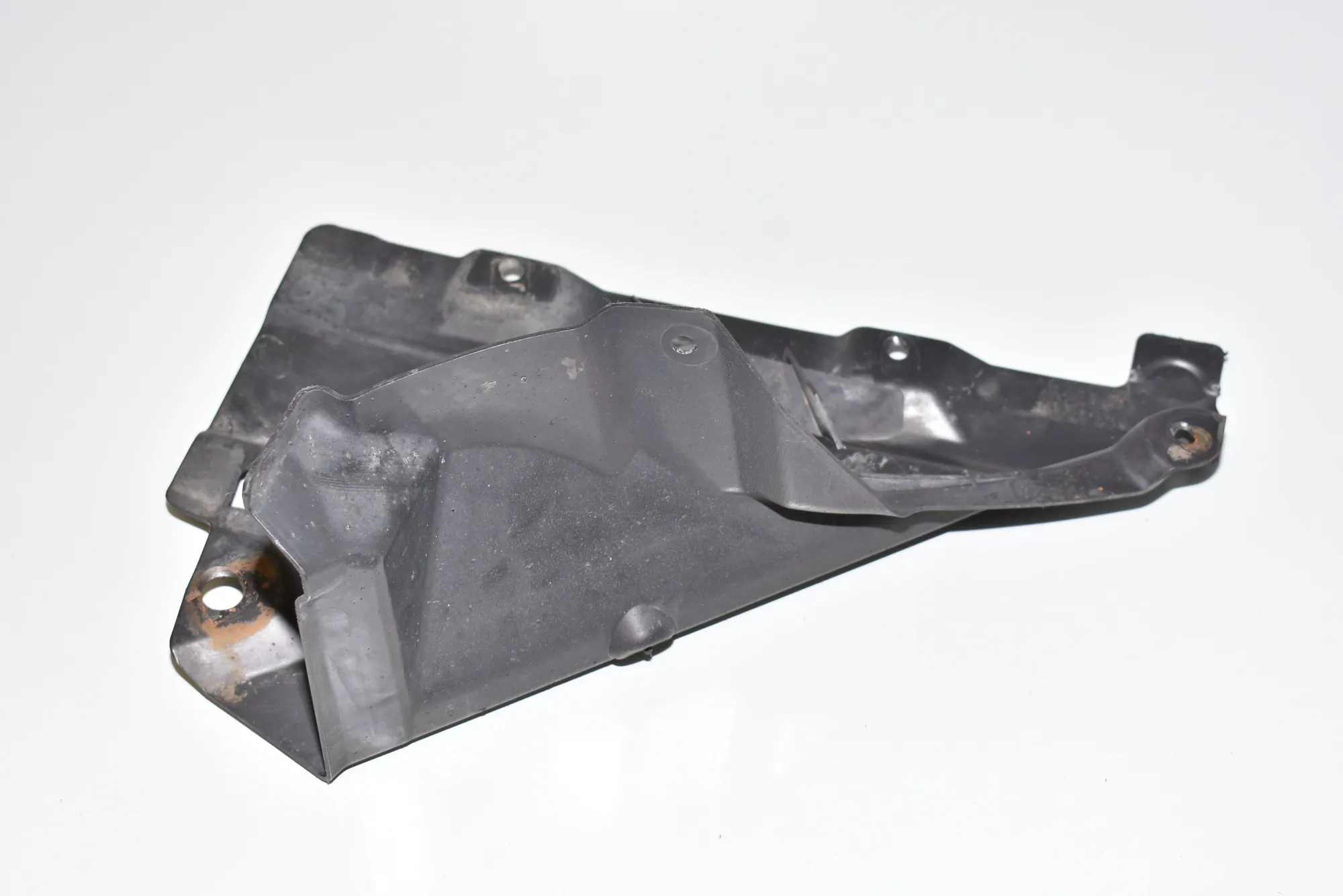 Front Left Arch Liner Rear Part – OEM 7159189 · BMW 3 (E90) 320 d 2007 – 2