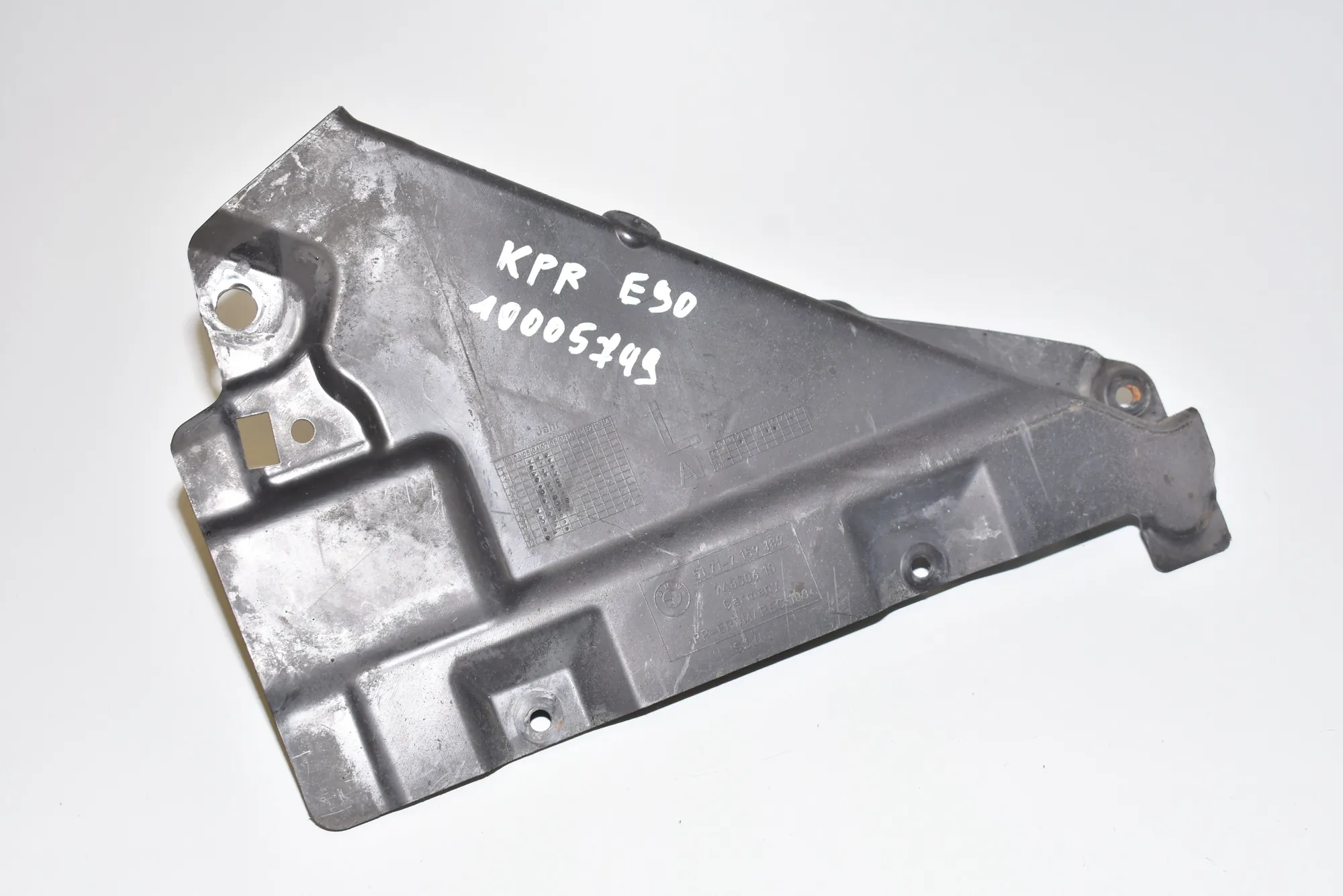 Front Left Arch Liner Rear Part – OEM 7159189 · BMW 3 (E90) 320 d 2007 – 3