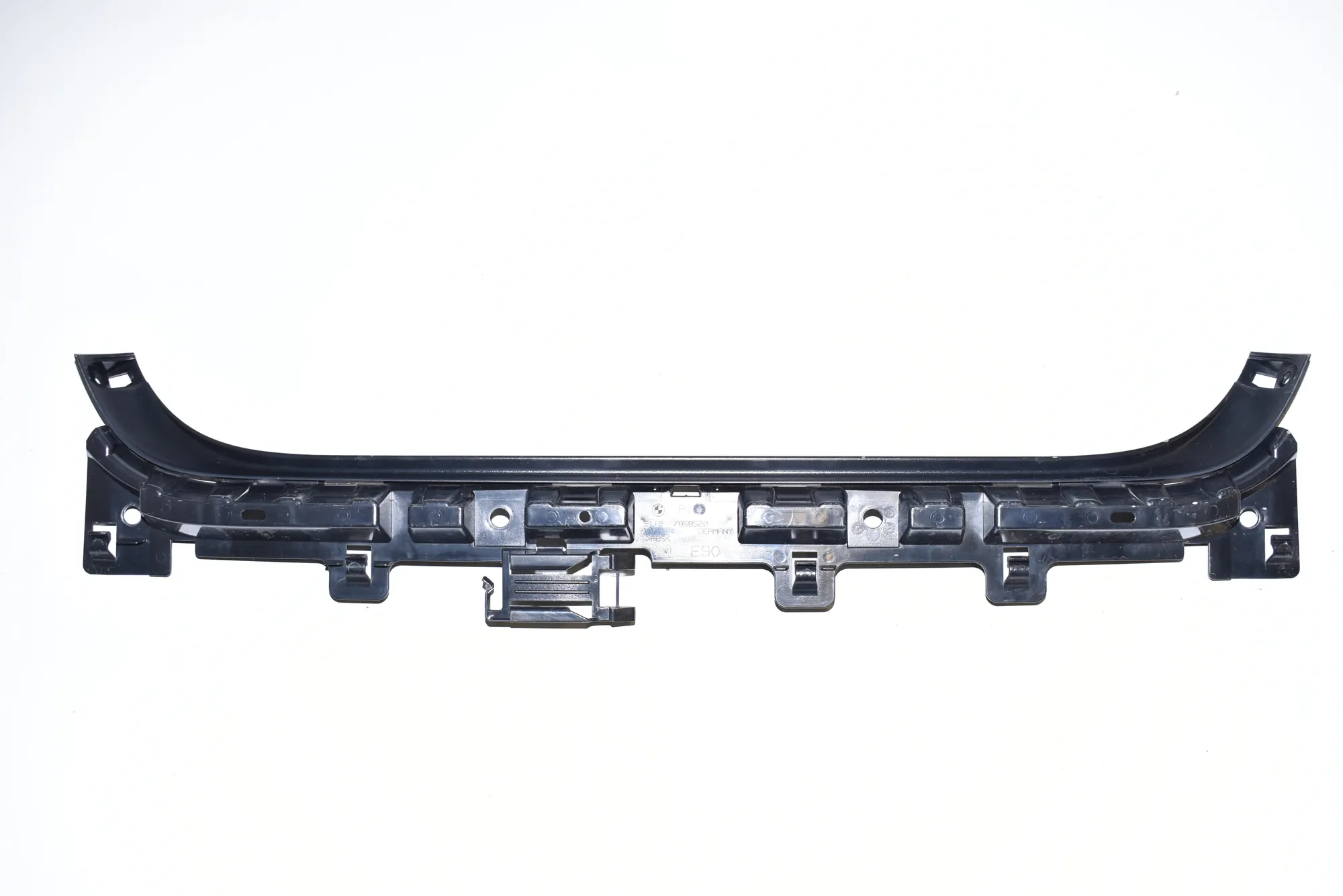 Rear Bumper Middle Bracket – OEM 7058522 · BMW 3 (E90) 320 d 2007