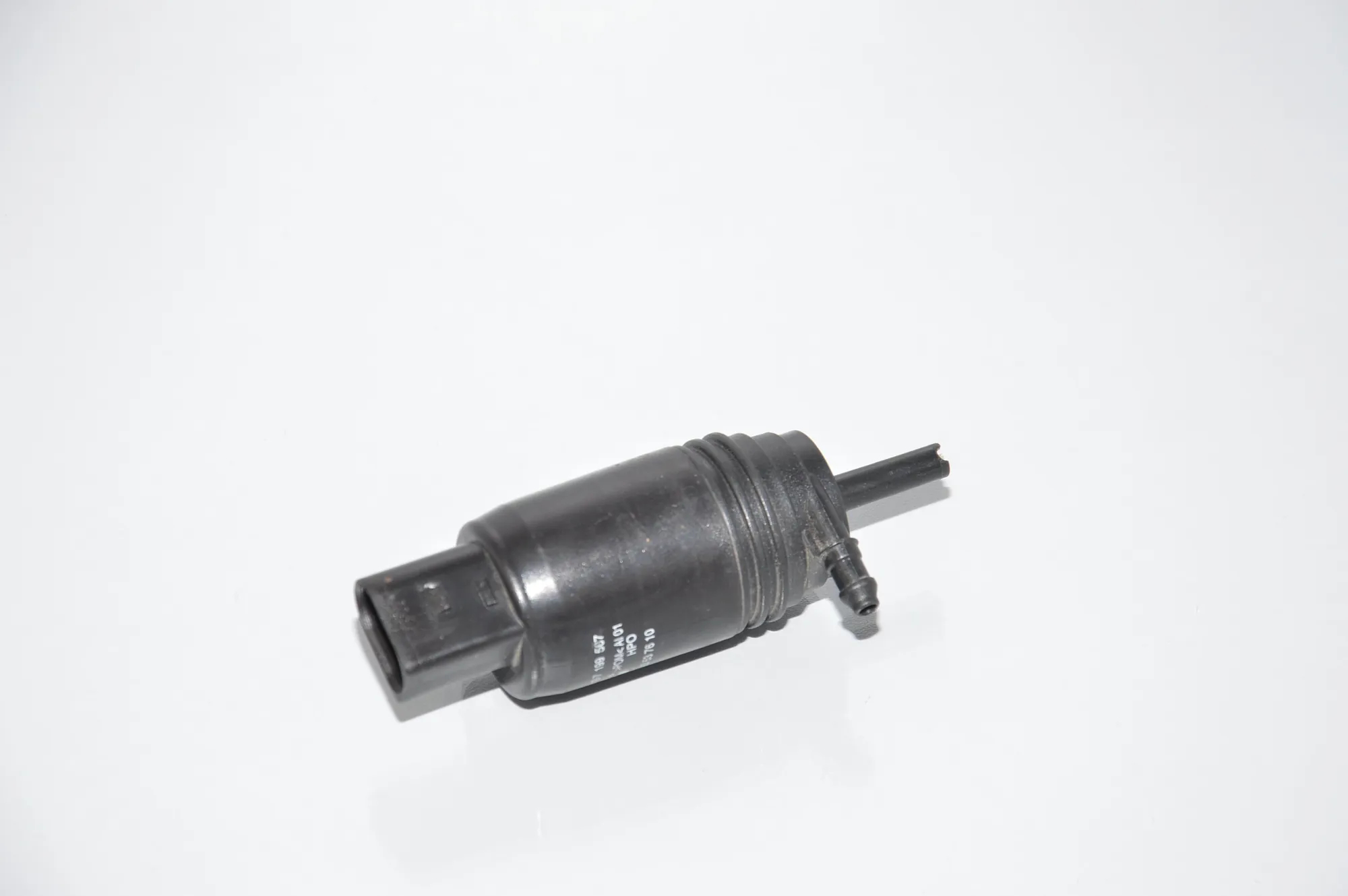 Washer Tank Motor – OEM 7199567 · BMW 1 (E81) BMW 1 (E81) 116 d 2008 – 3