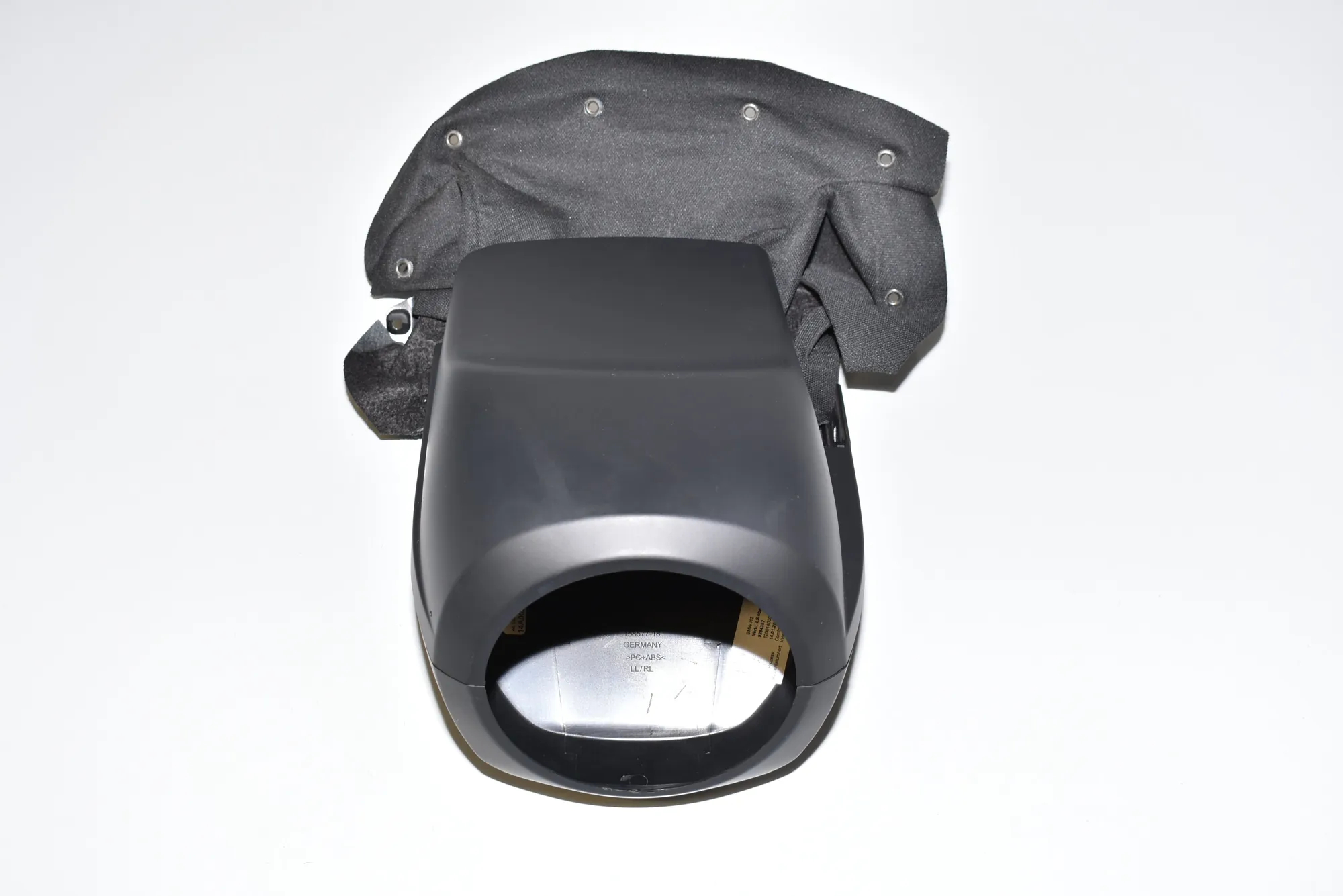 Steering Mechanism Trim – OEM 9284356 · BMW i8 (I12) BMW i8 (I12) hybrid 2016 – 3