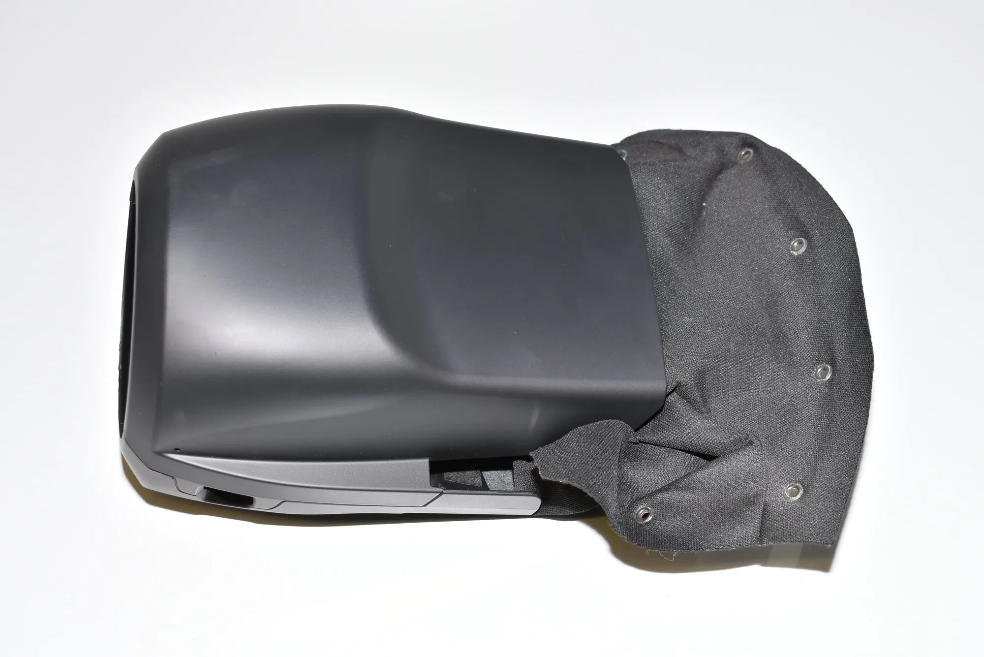 Steering Mechanism Trim – OEM 9284356 · BMW i8 (I12) BMW i8 (I12) hybrid 2016