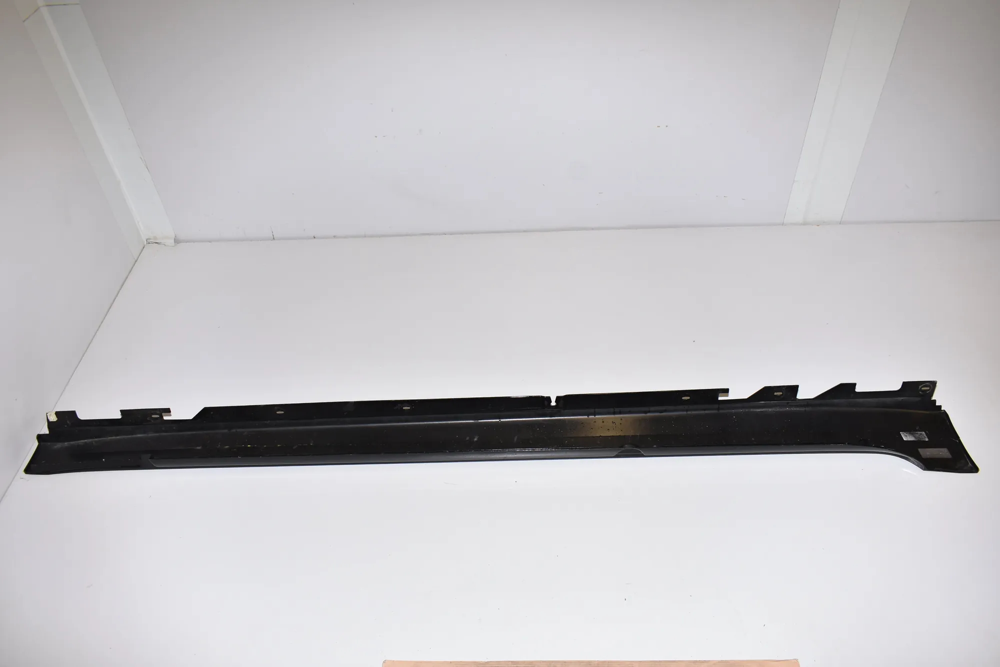 Left Side Plastic Sideskirt Cover · BMW 5 (G30) BMW 5 (G30) 530 d 2017 – 5