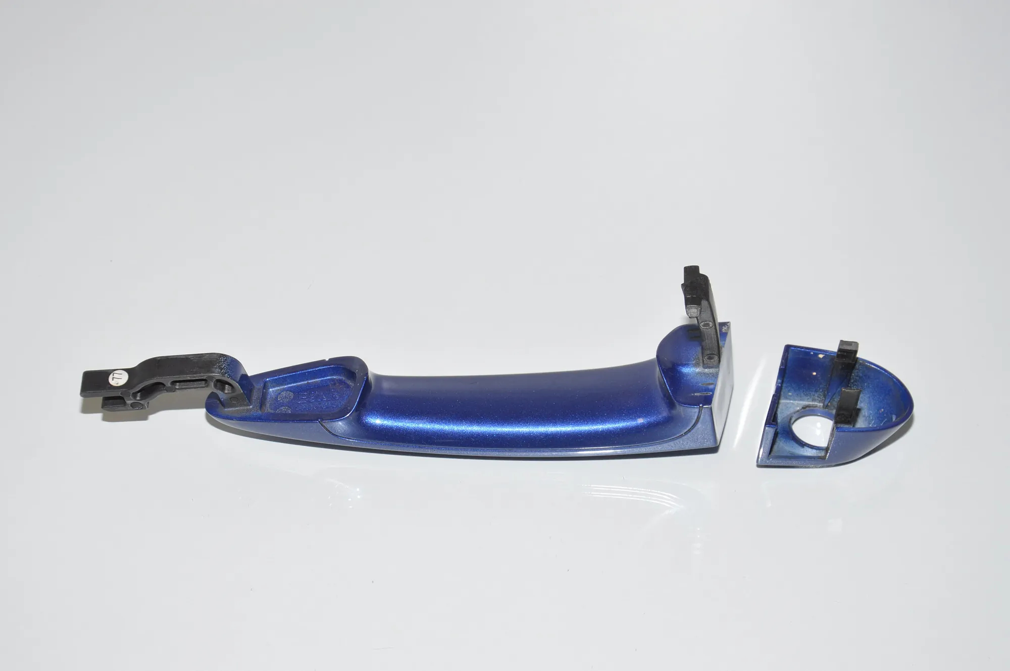 Front Right Door Exterior Handle · BMW 3 (E90) BMW 3 (E90) 316 i 2006 – 4