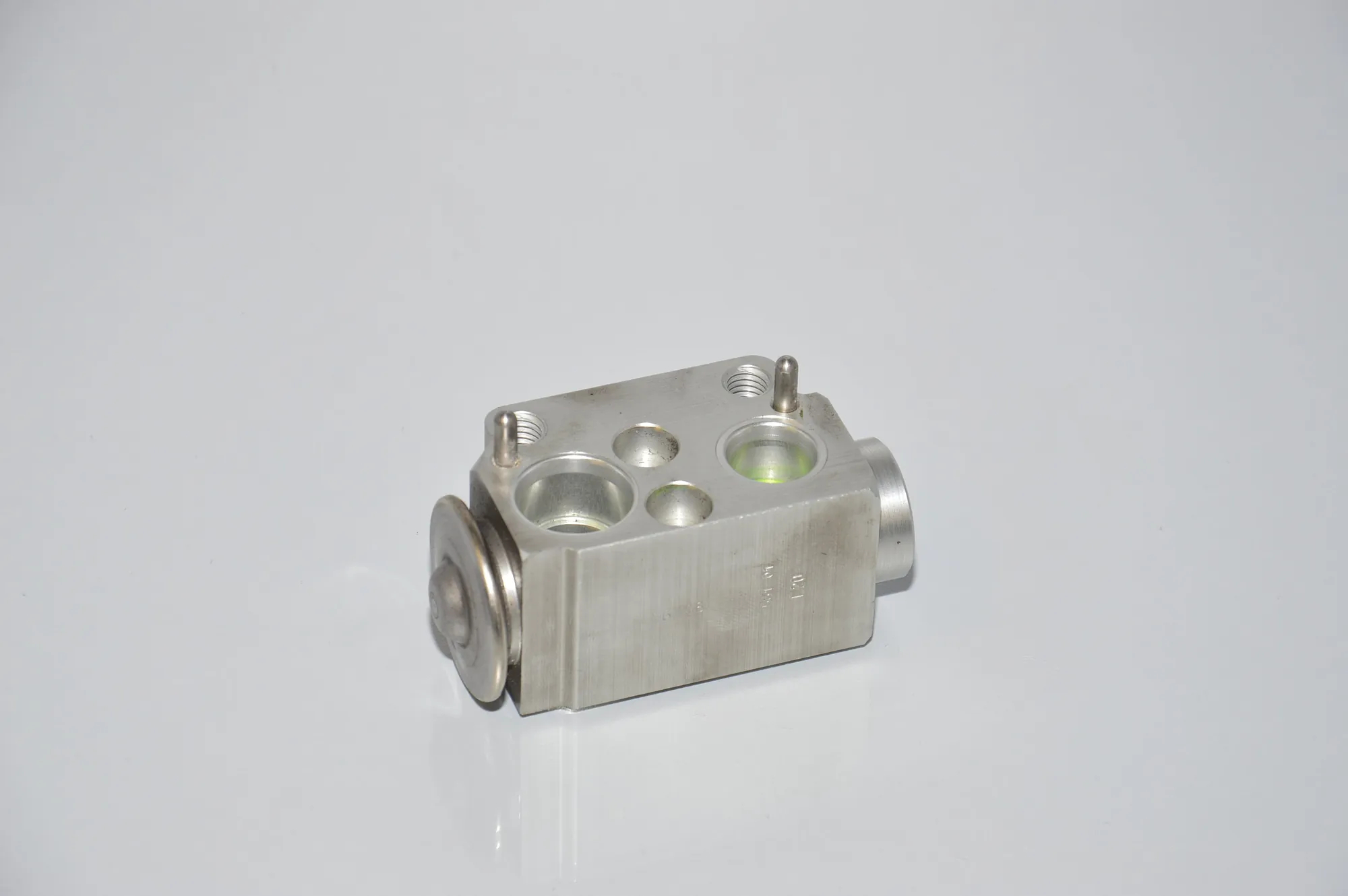A/C Conditioner Expansion Valve – OEM 9182512 · BMW 3 Touring (E91) BMW 3 Touring (E91) 318 d 2007 – 3