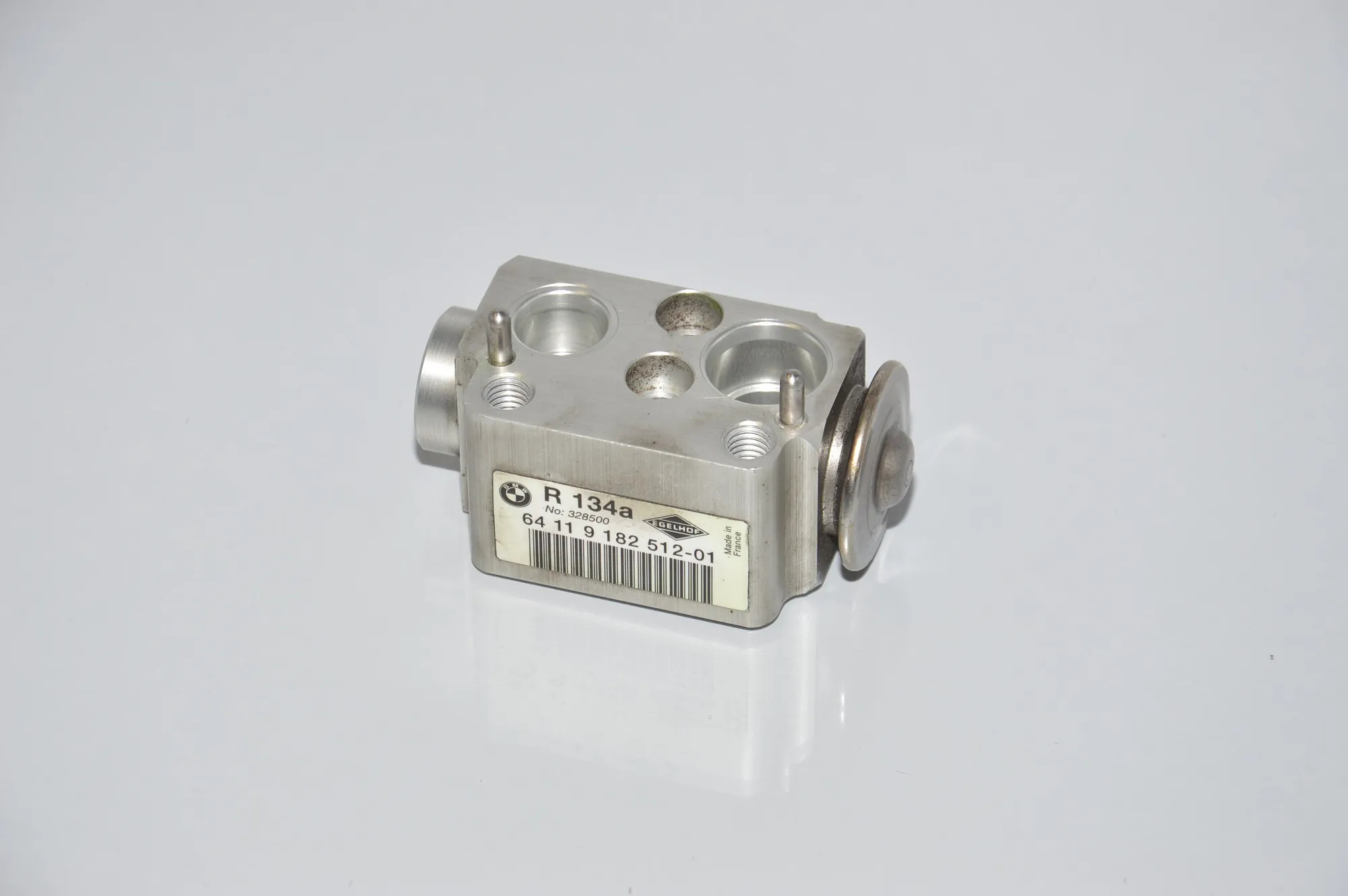 A/C Conditioner Expansion Valve – OEM 9182512 · BMW 3 Touring (E91) BMW 3 Touring (E91) 318 d 2007