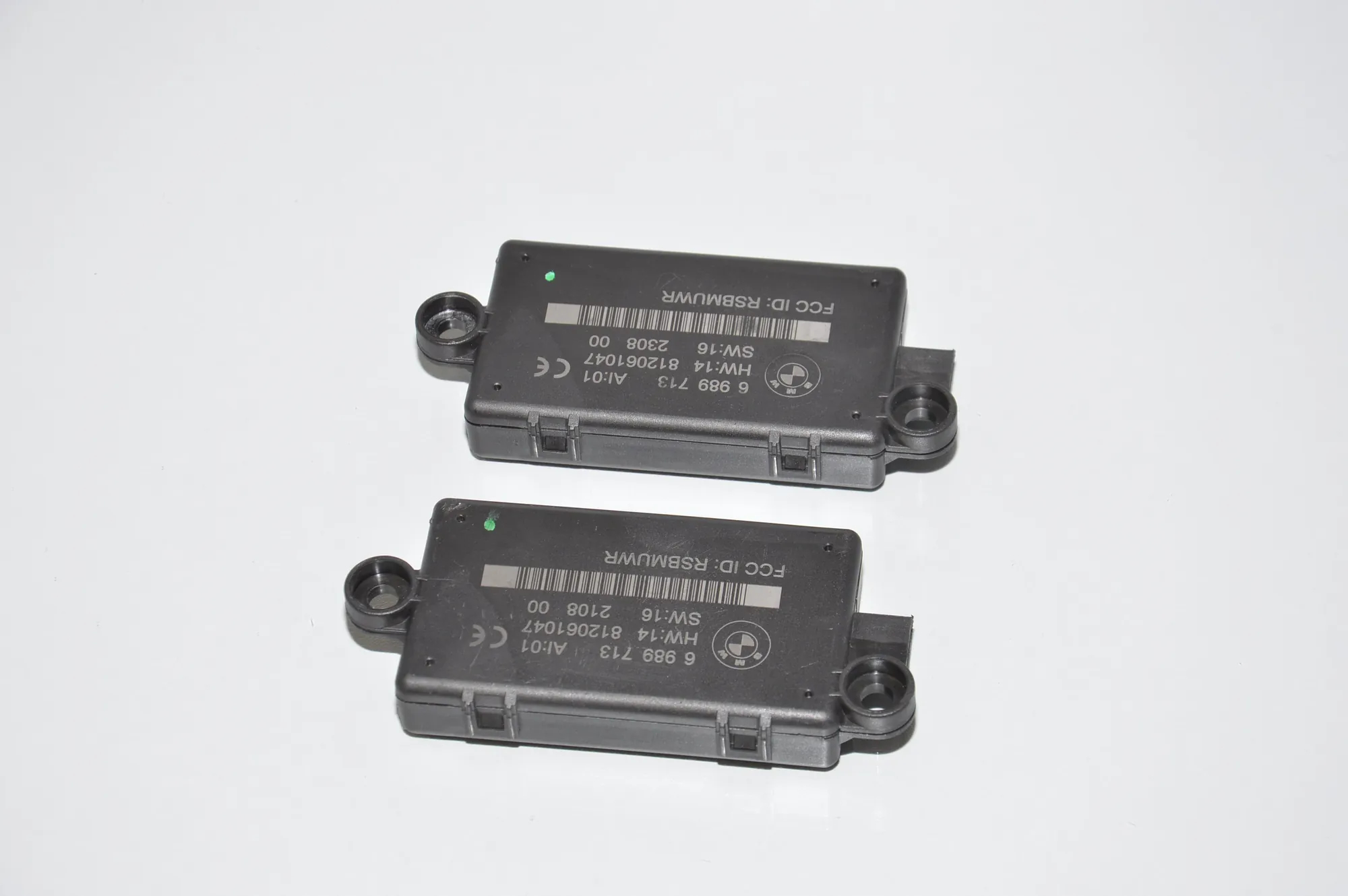 Other Control Units – OEM 6989713 · BMW 3 Cabrio (E93) BMW 3 Cabrio (E93) 320 d 2007 – 2