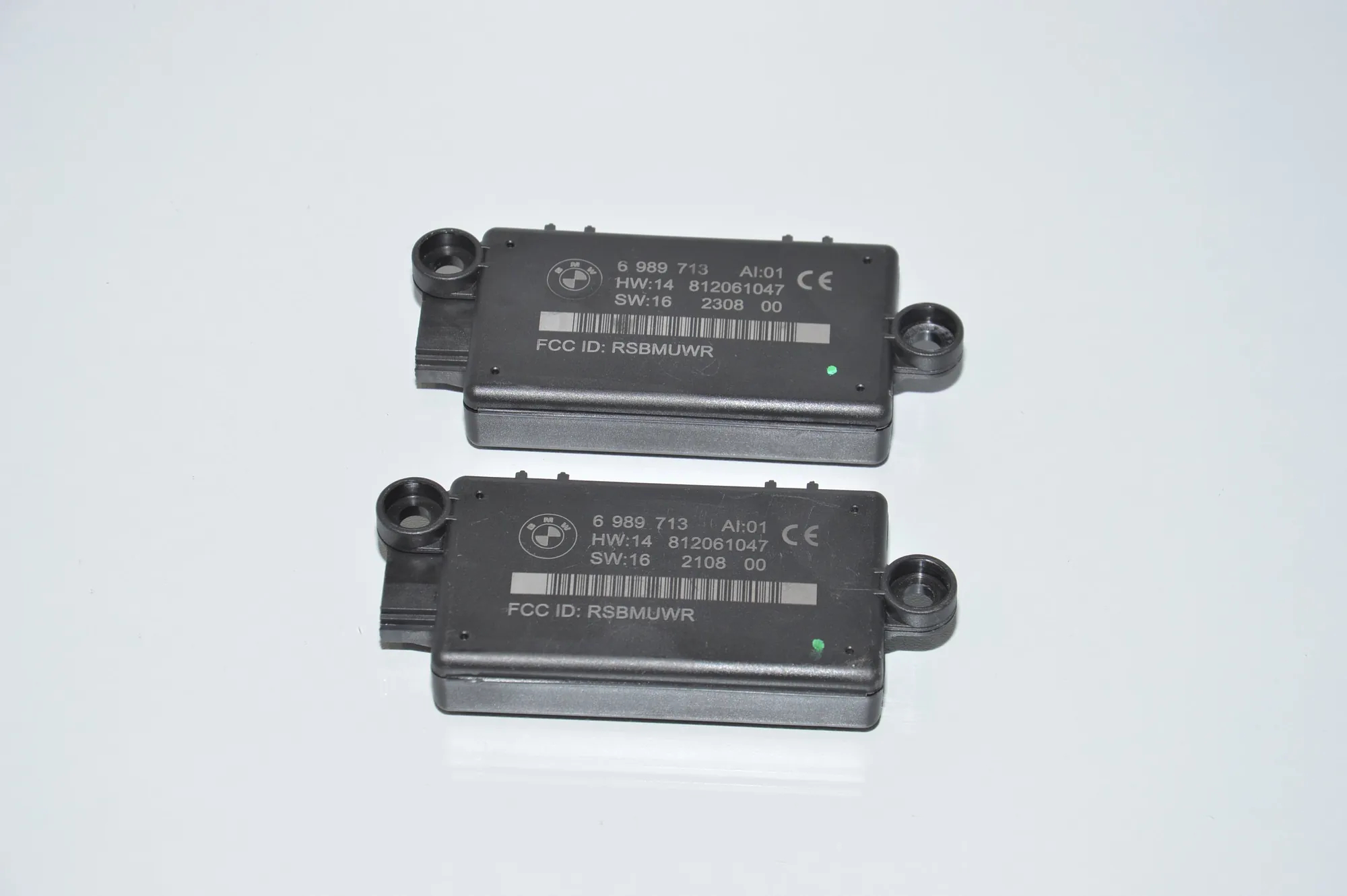 Other Control Units – OEM 6989713 · BMW 3 Cabrio (E93) BMW 3 Cabrio (E93) 320 d 2007