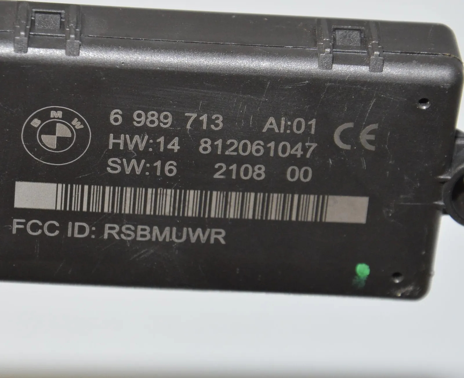 Other Control Units – OEM 6989713 · BMW 3 Cabrio (E93) BMW 3 Cabrio (E93) 320 d 2007 – 6
