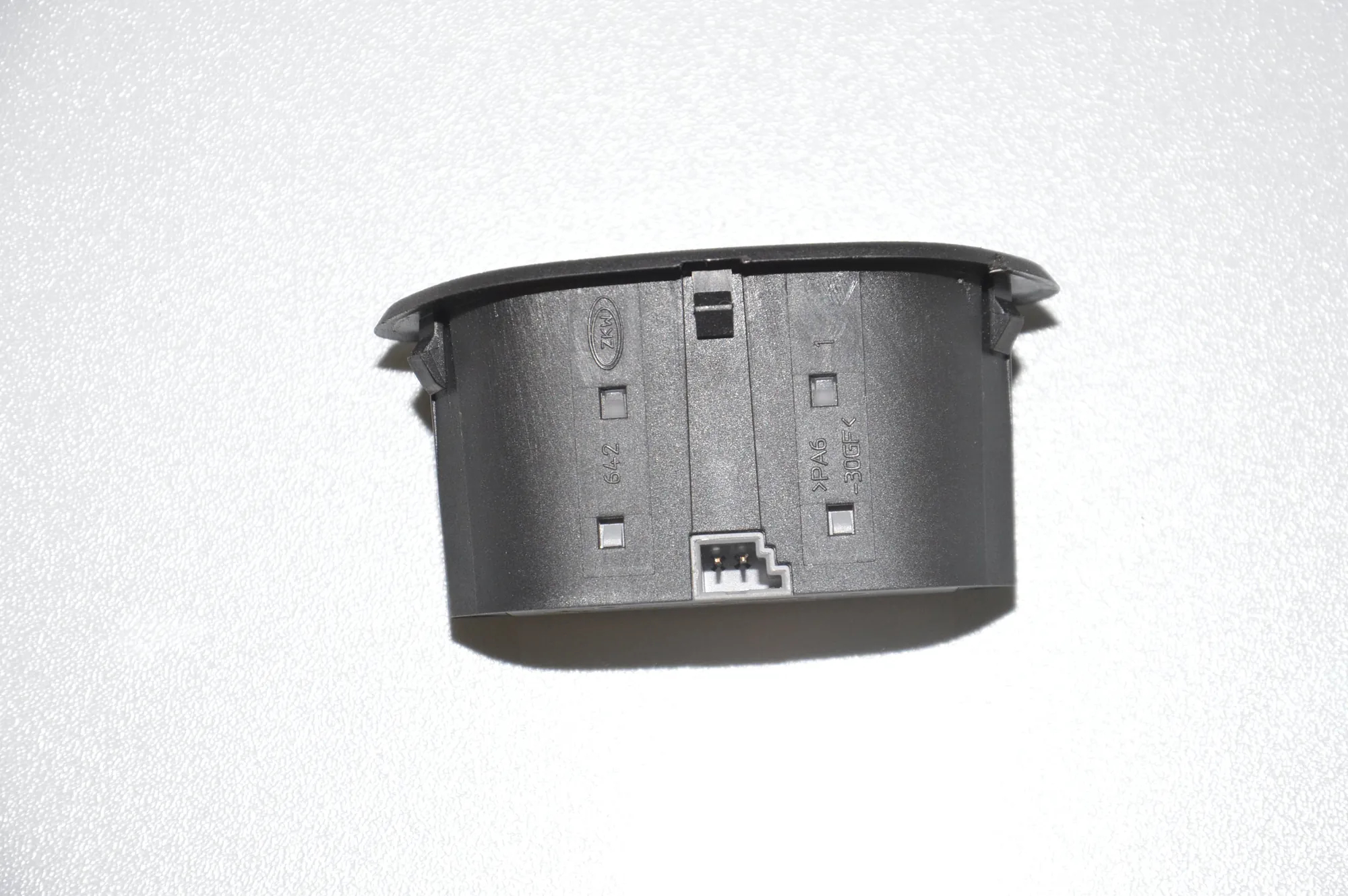 Interior Lighting – OEM 6976722 · BMW 3 Coupe (E92) BMW 3 Coupe (E92) 316 i 2007 – 5