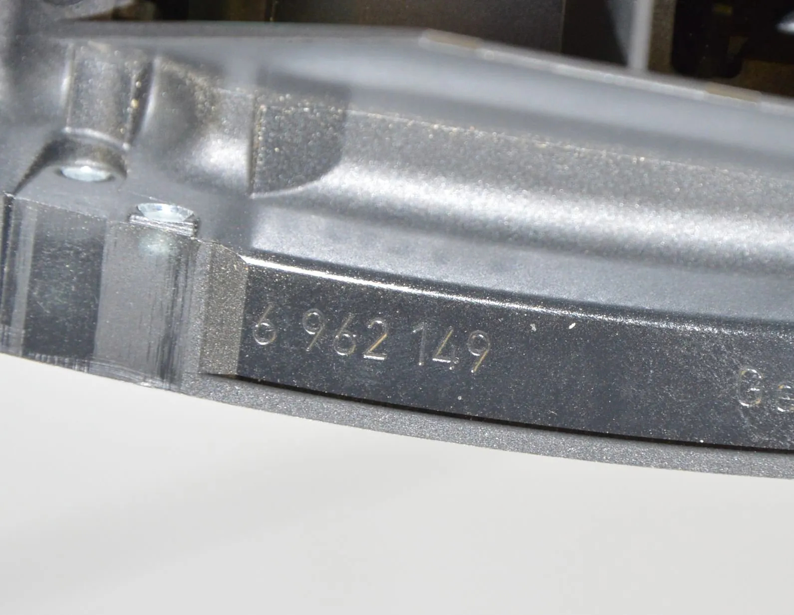 Other Interior Parts – OEM 9121819 · BMW 3 Cabrio (E93) BMW 3 Cabrio (E93) 320 d 2007 – 5