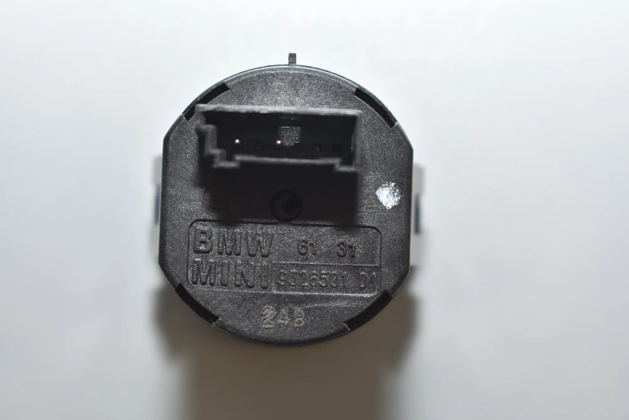 SRS Switch – OEM 9326501 · BMW F90 BMW F90 (G30, F90) M5 2019 – 4