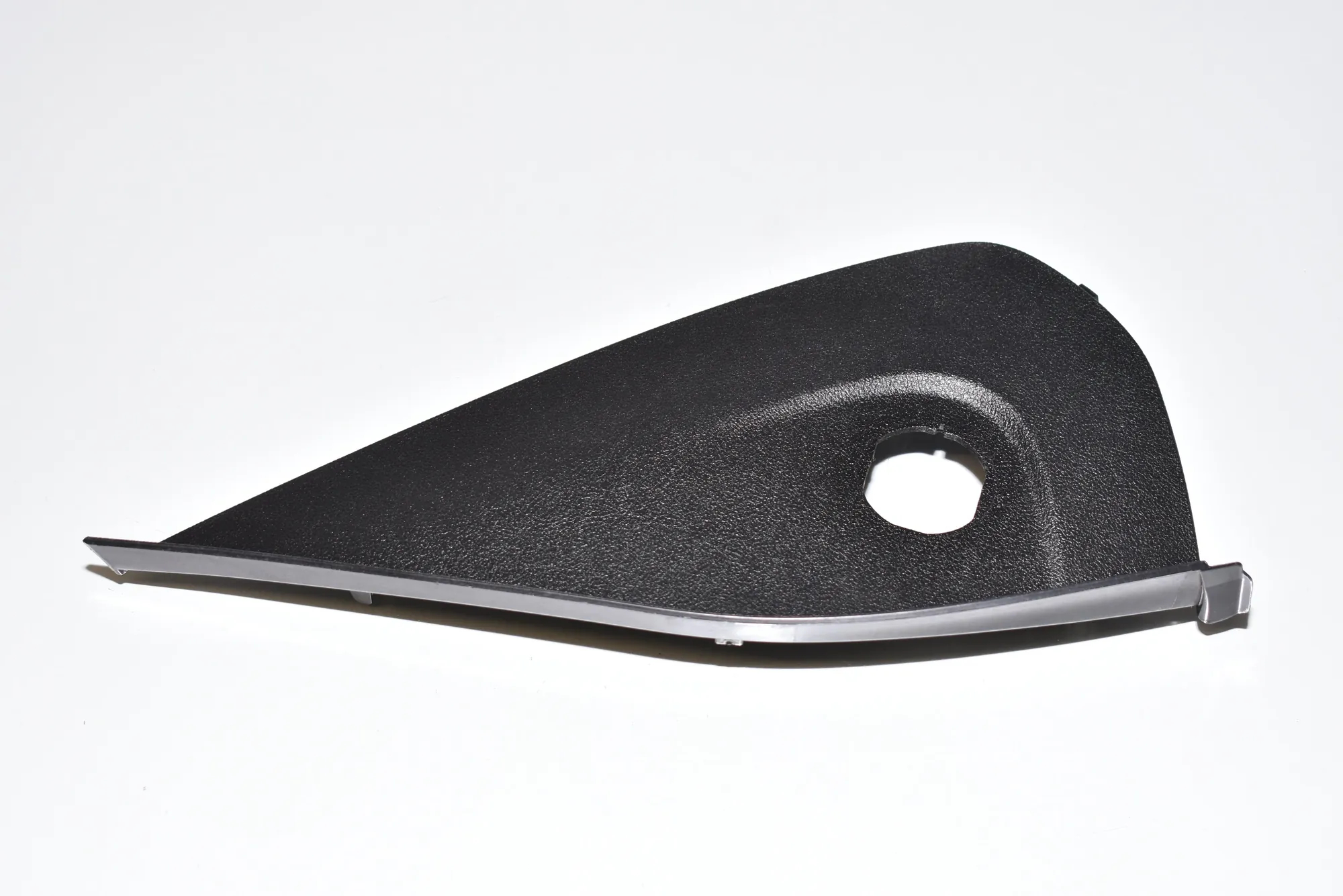 Dashboard Trim – OEM 9329555 · BMW 5 (G30) BMW 5 (G30) 530 d 2019 – 2