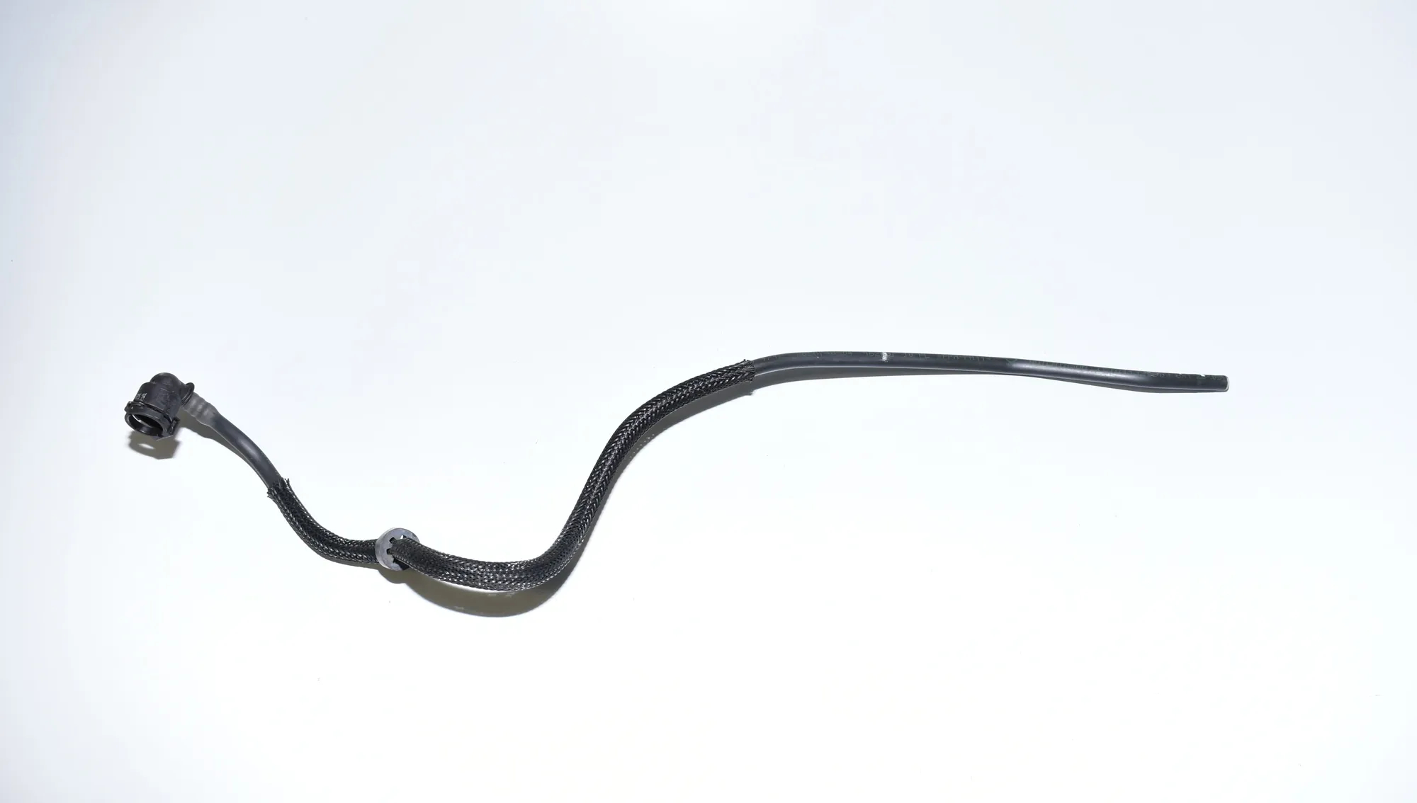 Other tubes – OEM 7856748 · BMW F90 BMW F90 (G30, F90) M5 2019