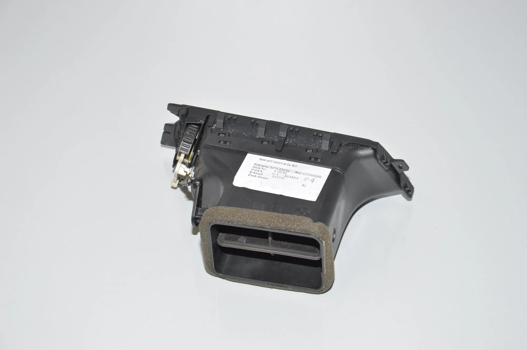 Dashboard Air Vents – OEM 9130468 · BMW 3 Coupe (E92) BMW 3 Coupe (E92) 316 i 2008 – 3