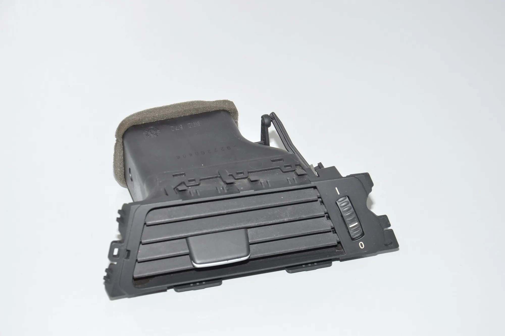 Dashboard Air Vents – OEM 9123300 · BMW 3 (E90) BMW 3 (E90) 316 i 2007