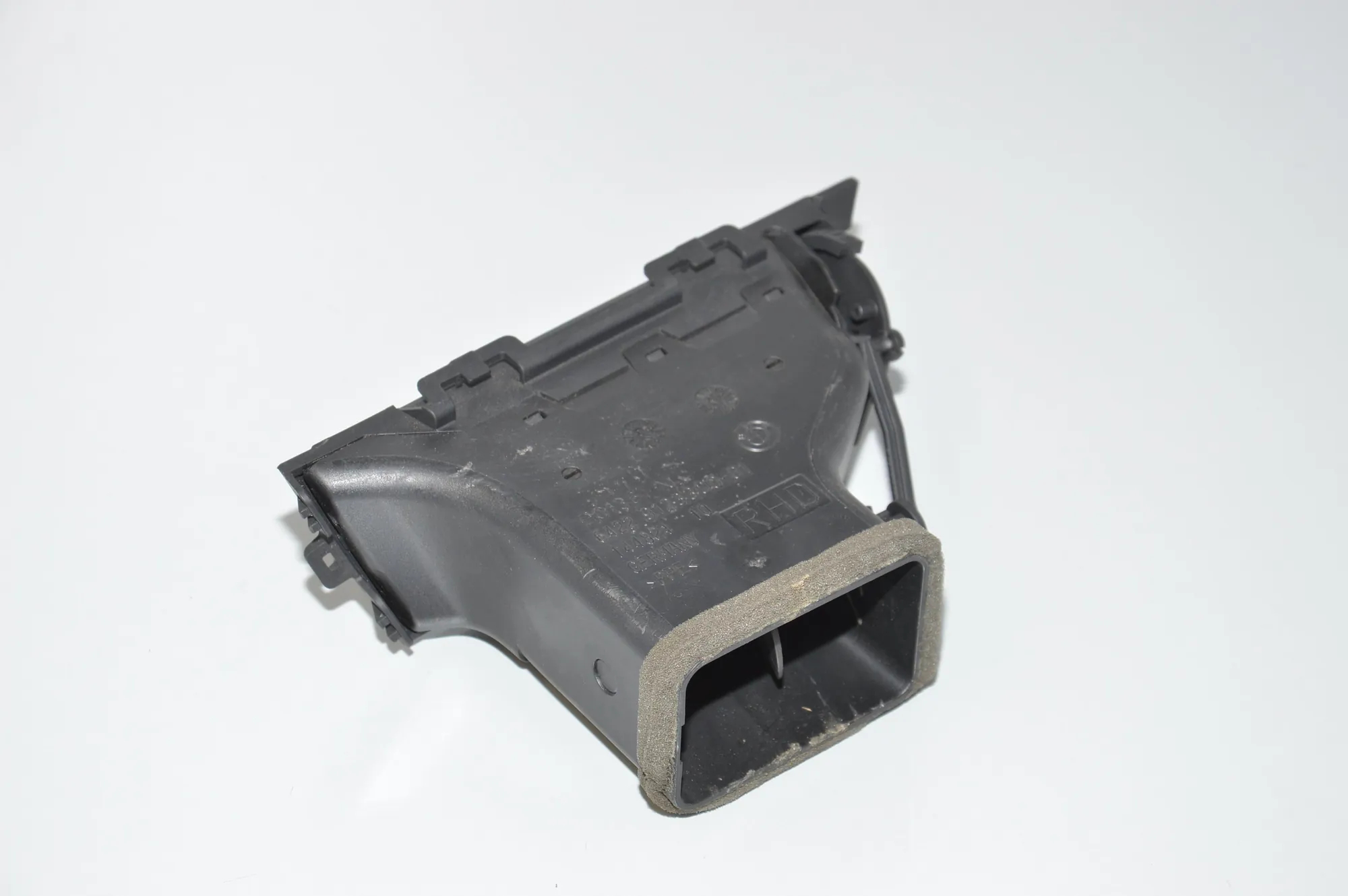 Dashboard Air Vents – OEM 9123300 · BMW 3 (E90) BMW 3 (E90) 316 i 2007 – 4