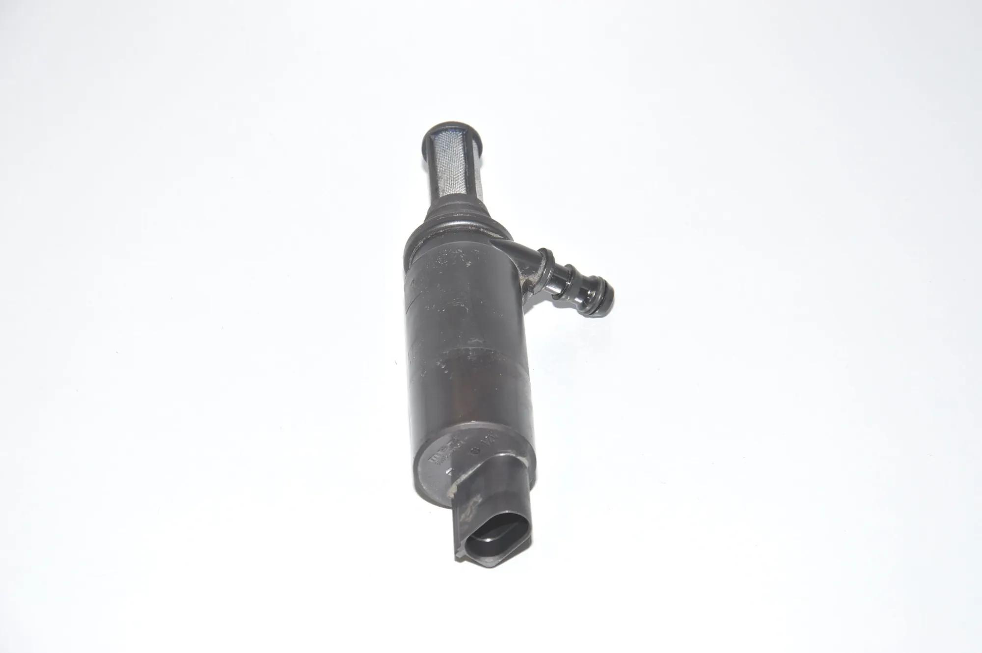 Washer Tank Motor – OEM 6973097 · BMW 3 Coupe (E92) BMW 3 Coupe (E92) 320 i 2008 – 3