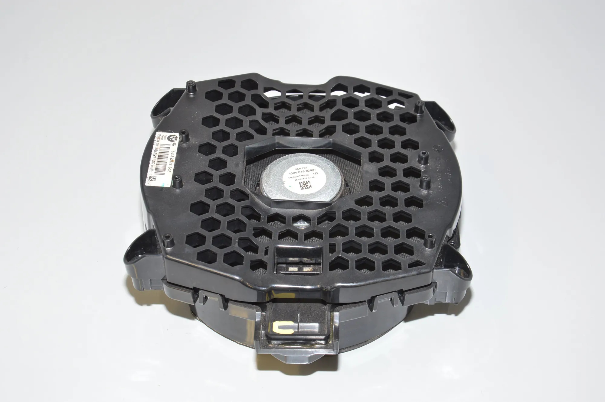 Subwoofer – OEM 9217913 · BMW X5 (E70) BMW X5 (E70) 3.0 d 2008 – 4