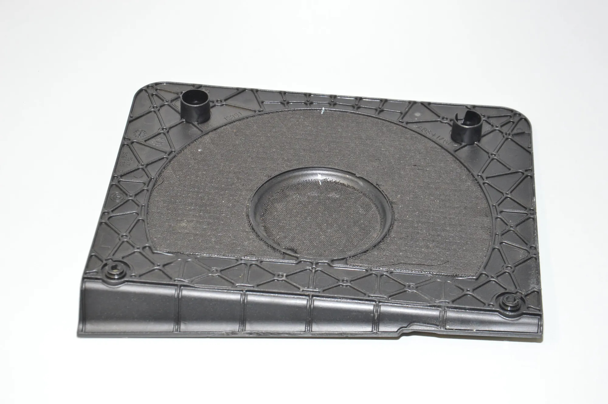 Loudspeaker Cover – OEM 6919359 · BMW 5 (E60) BMW 5 (E60) 520 d 2005 – 4