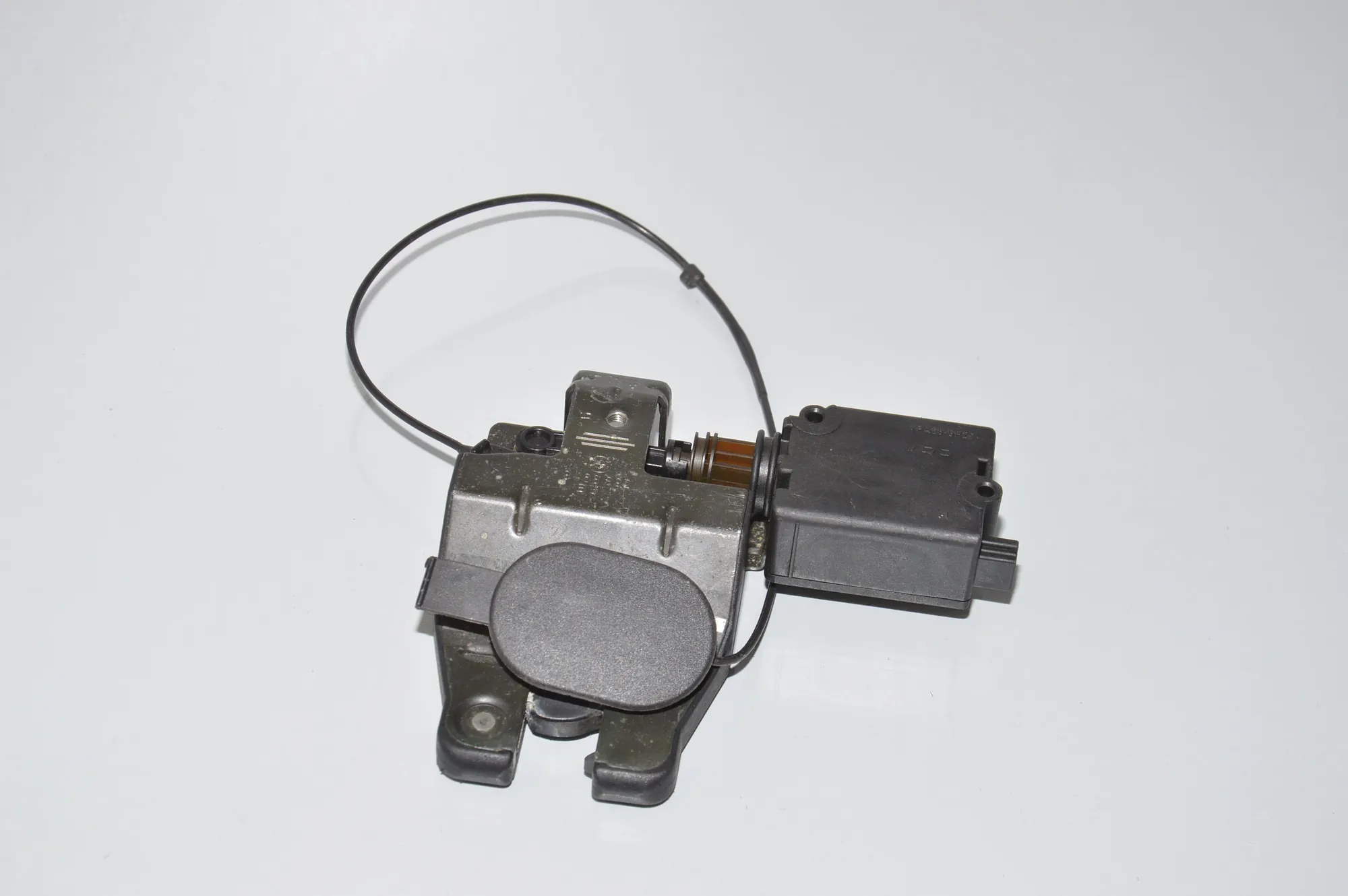 Tailgate Boot Lock – OEM 8168892 · BMW 5 Touring (E39) BMW 5 Touring (E39) 520 d 2000 – 3