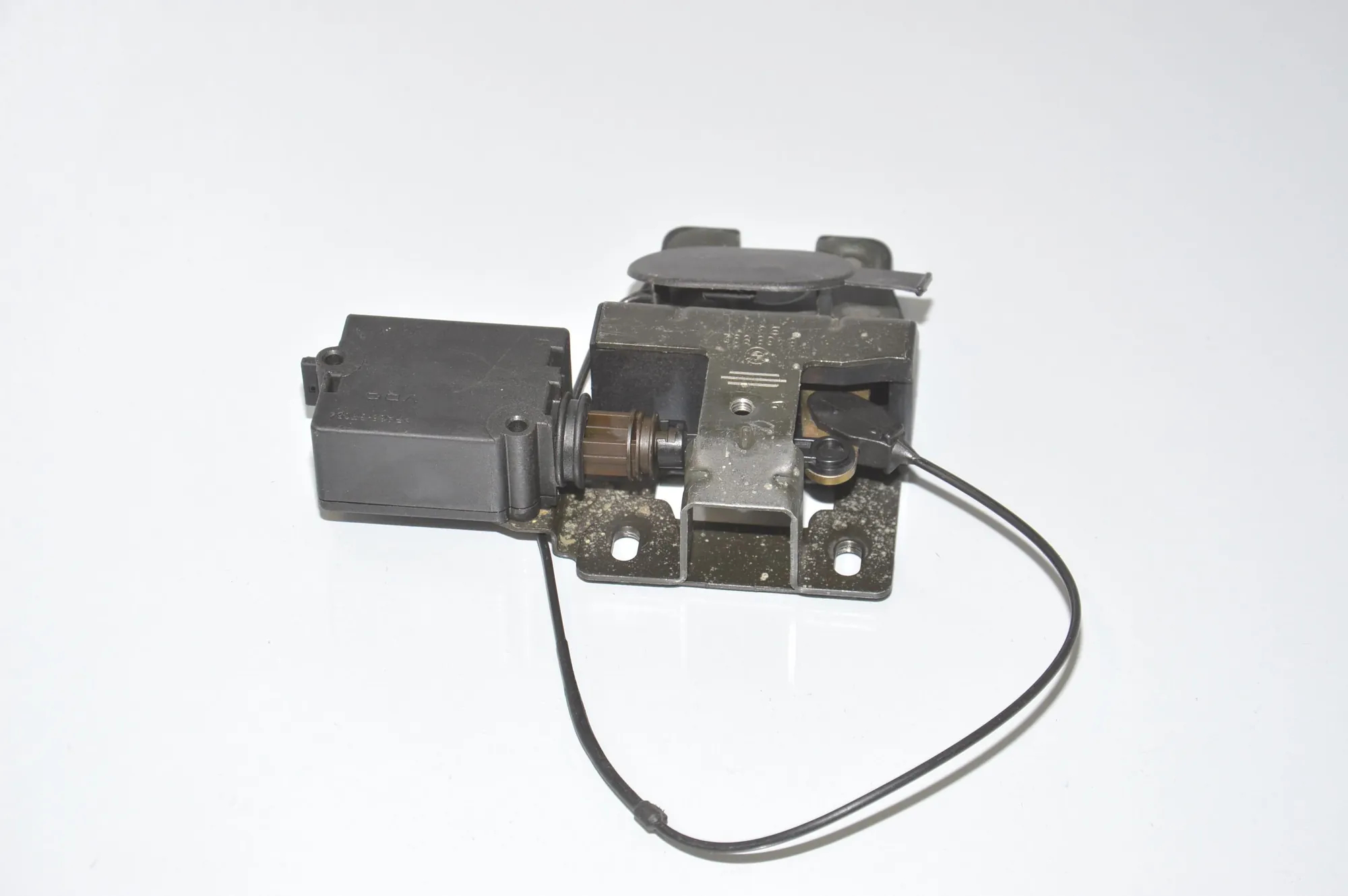 Tailgate Boot Lock – OEM 8168892 · BMW 5 Touring (E39) BMW 5 Touring (E39) 520 d 2000