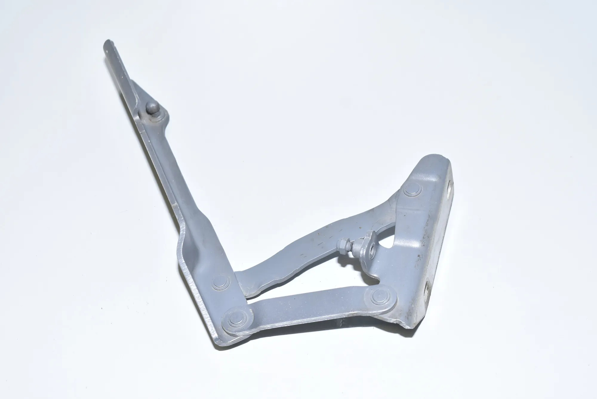 Front Left Bonnet Hinge – OEM 7008727 · BMW 5 Touring (E61) BMW 5 Touring (E61) 530 d 2005 – 2