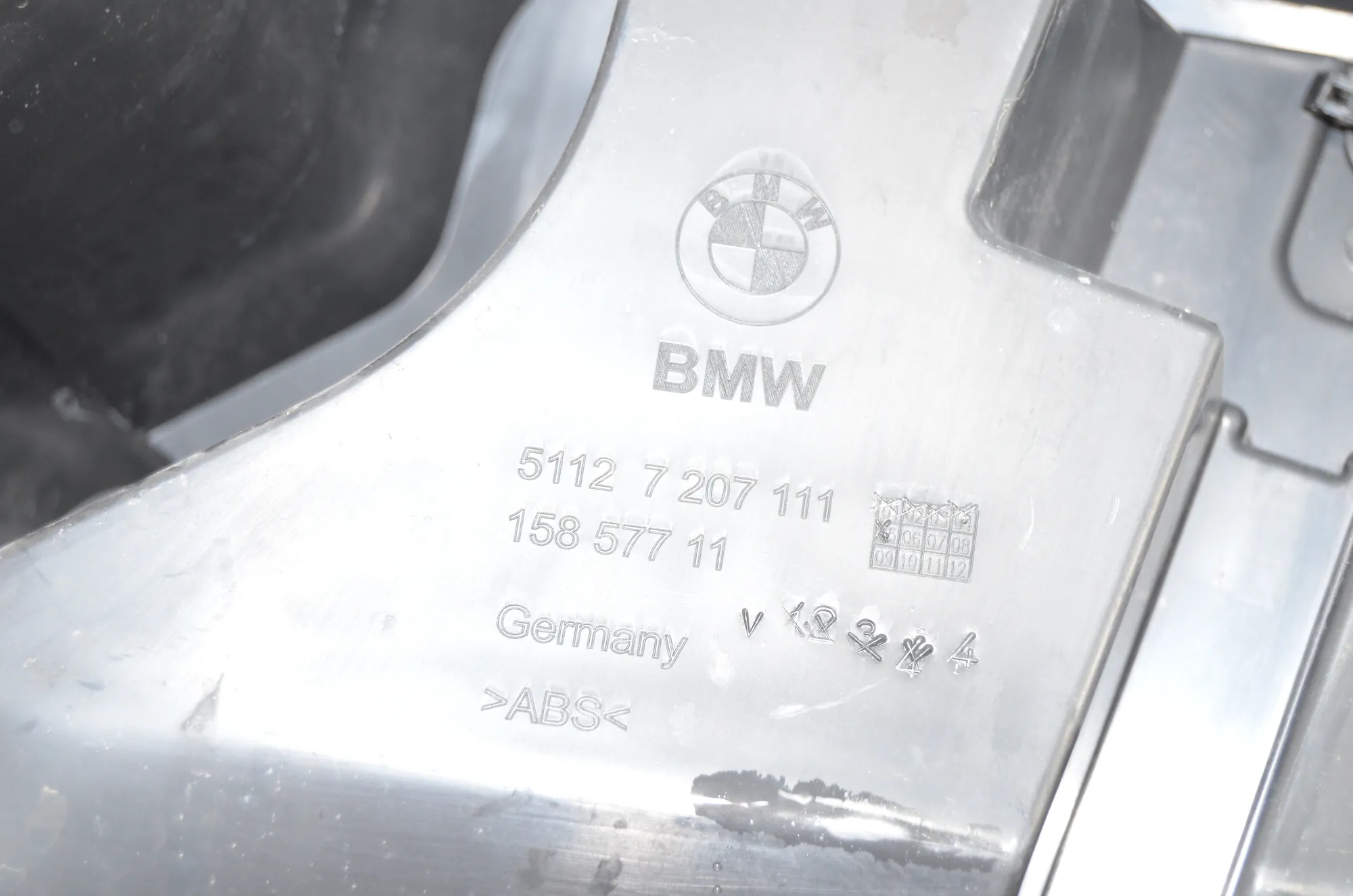 Rear Right Bumper Bracket – OEM 7207112 · BMW 5 Touring (F11) 530 d xDrive 2011 – 6