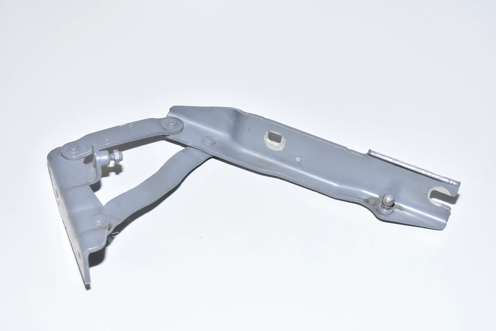 Front Left Bonnet Hinge – OEM 7008727 · BMW 5 Touring (E61) BMW 5 Touring (E61) 530 d 2006