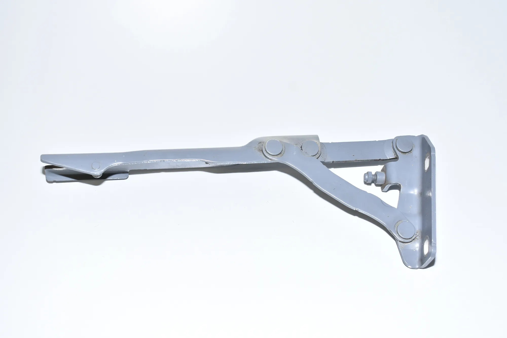 Front Left Bonnet Hinge – OEM 7008727 · BMW 5 (E60) BMW 5 (E60) 530 d 2006 – 2