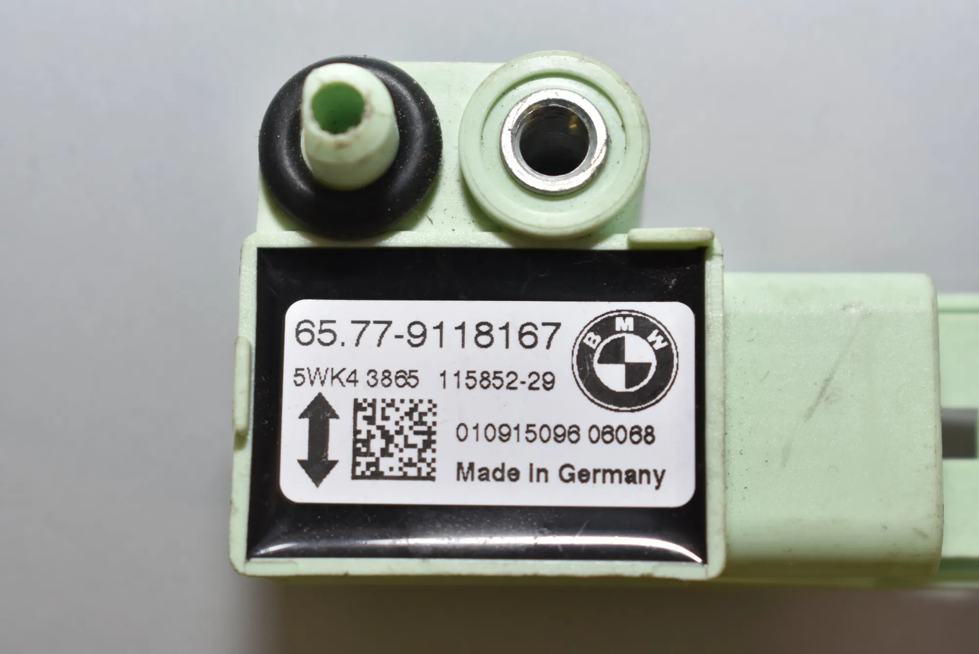 Right Side Impact Sensor – OEM 9118167 · BMW 5 (E60) BMW 5 (E60) 530 d 2006 – 4