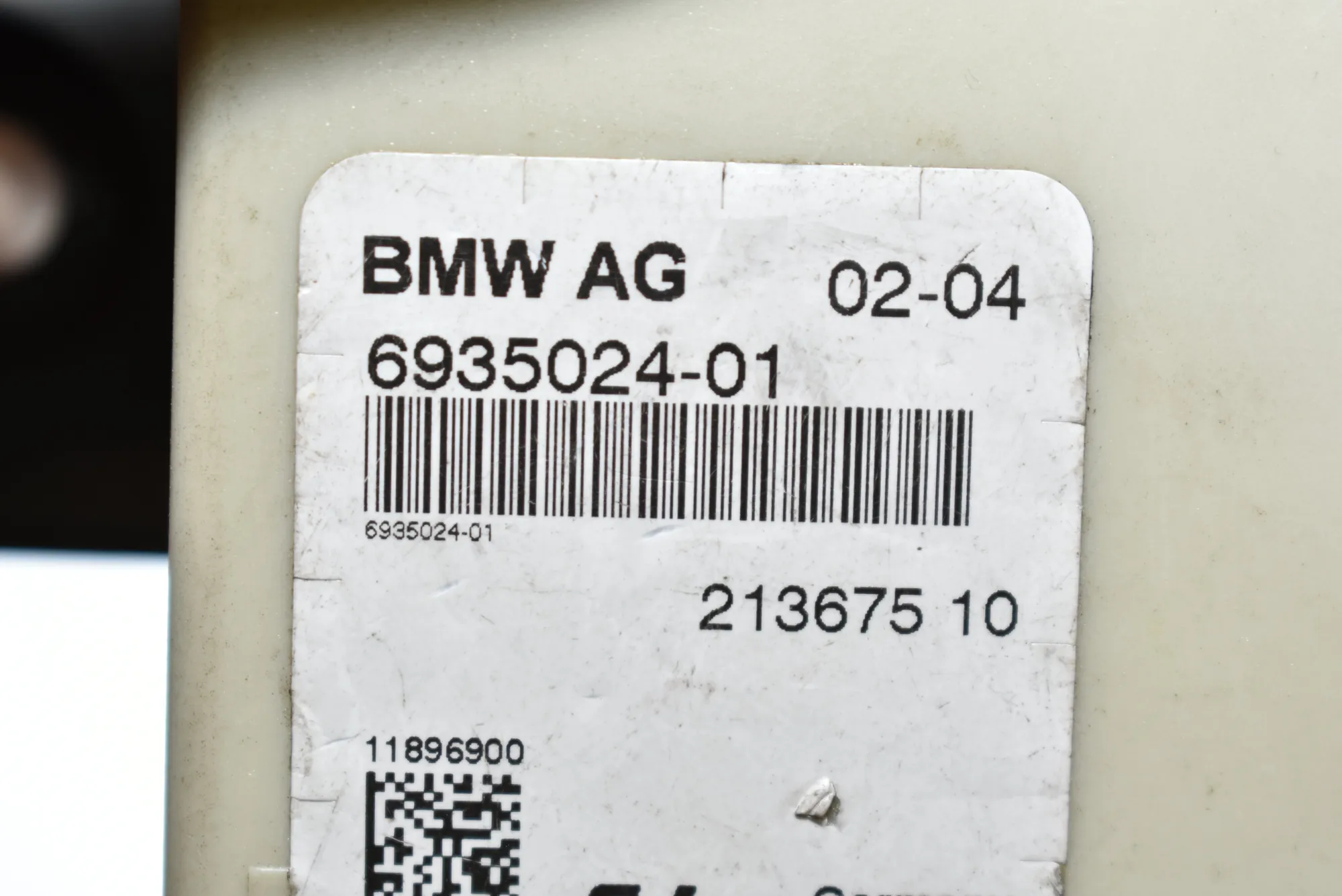 Antenna – OEM 6935024 · BMW 5 (E60) BMW 5 (E60) 530 d 2008 – 4