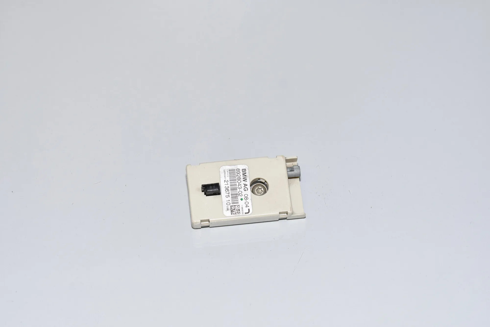 Antenna – OEM 6928043 · BMW 5 Touring (E61) BMW 5 Touring (E61) 530 d 2006