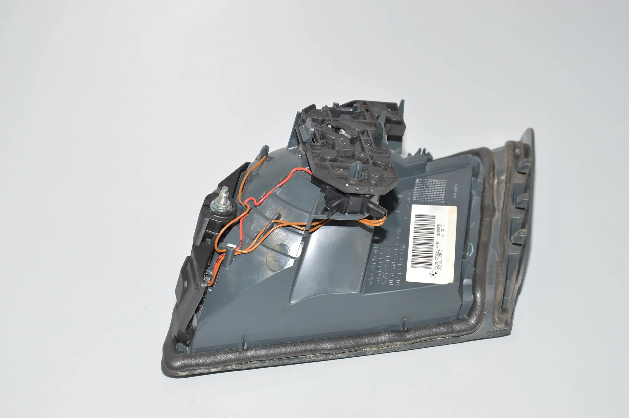 Left Side Tailgate Tail Light – OEM 7203225 · BMW 5 (F10) M5 2012 – 3