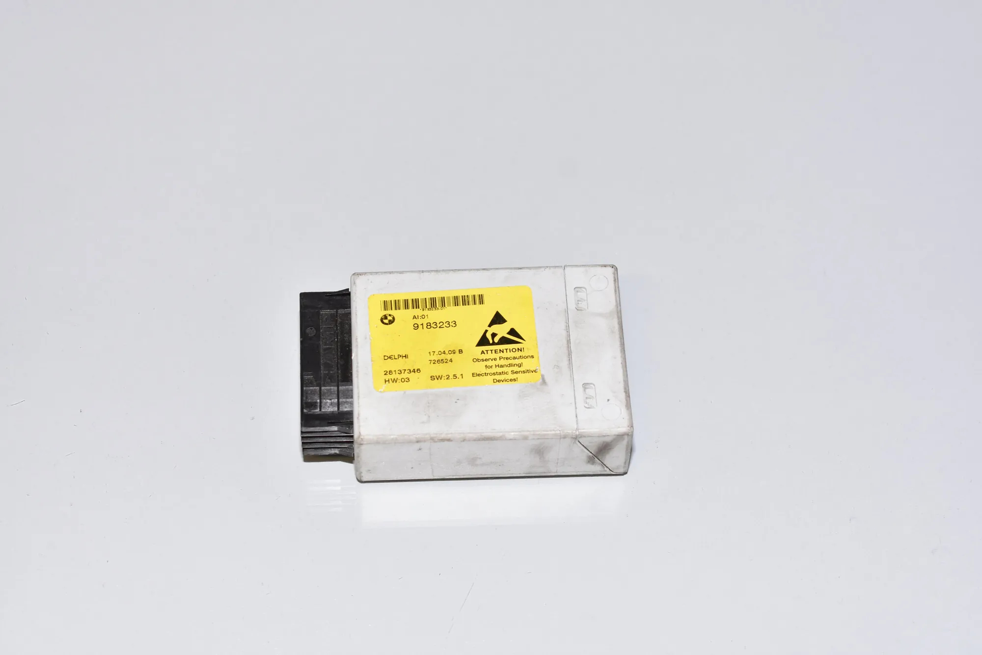Other Control Units – OEM 9183233 · BMW 5 (E60) BMW 5 (E60) 530 d 2008