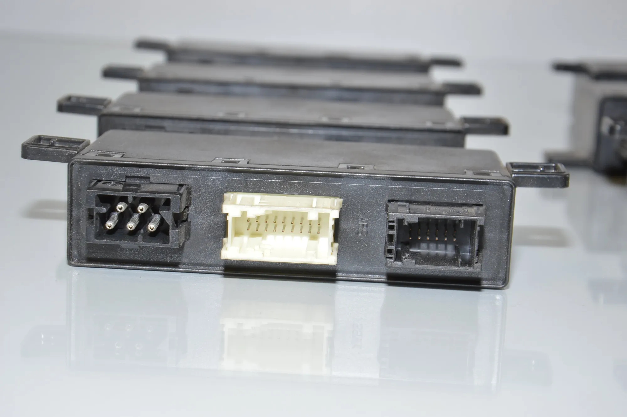 Front Left Door Control Unit – OEM 8378773 · BMW 5 (E39) BMW 5 (E39) 530 d 1998 – 4