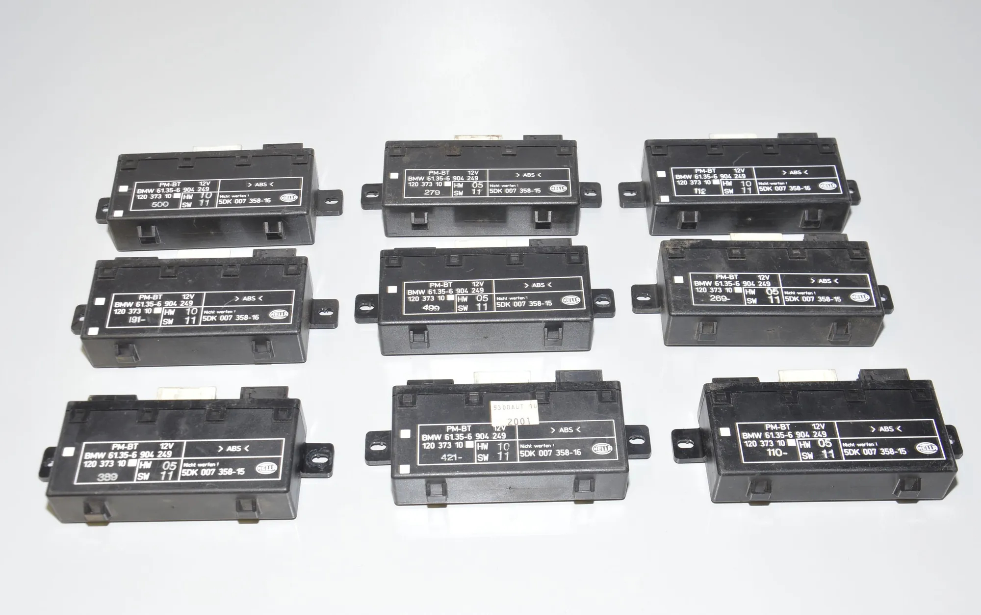 Front Left Door Control Unit – OEM 6904249 · BMW 5 Touring (E39) BMW 5 Touring (E39) 525 d 2002