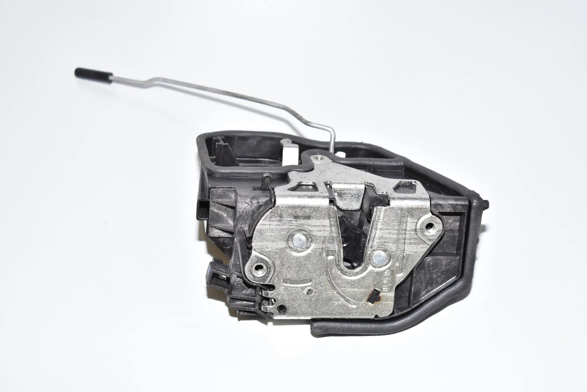 Rear Right Door Lock – OEM 7167070 · BMW 5 Touring (E61) BMW 5 Touring (E61) 530 d 2007 – 3