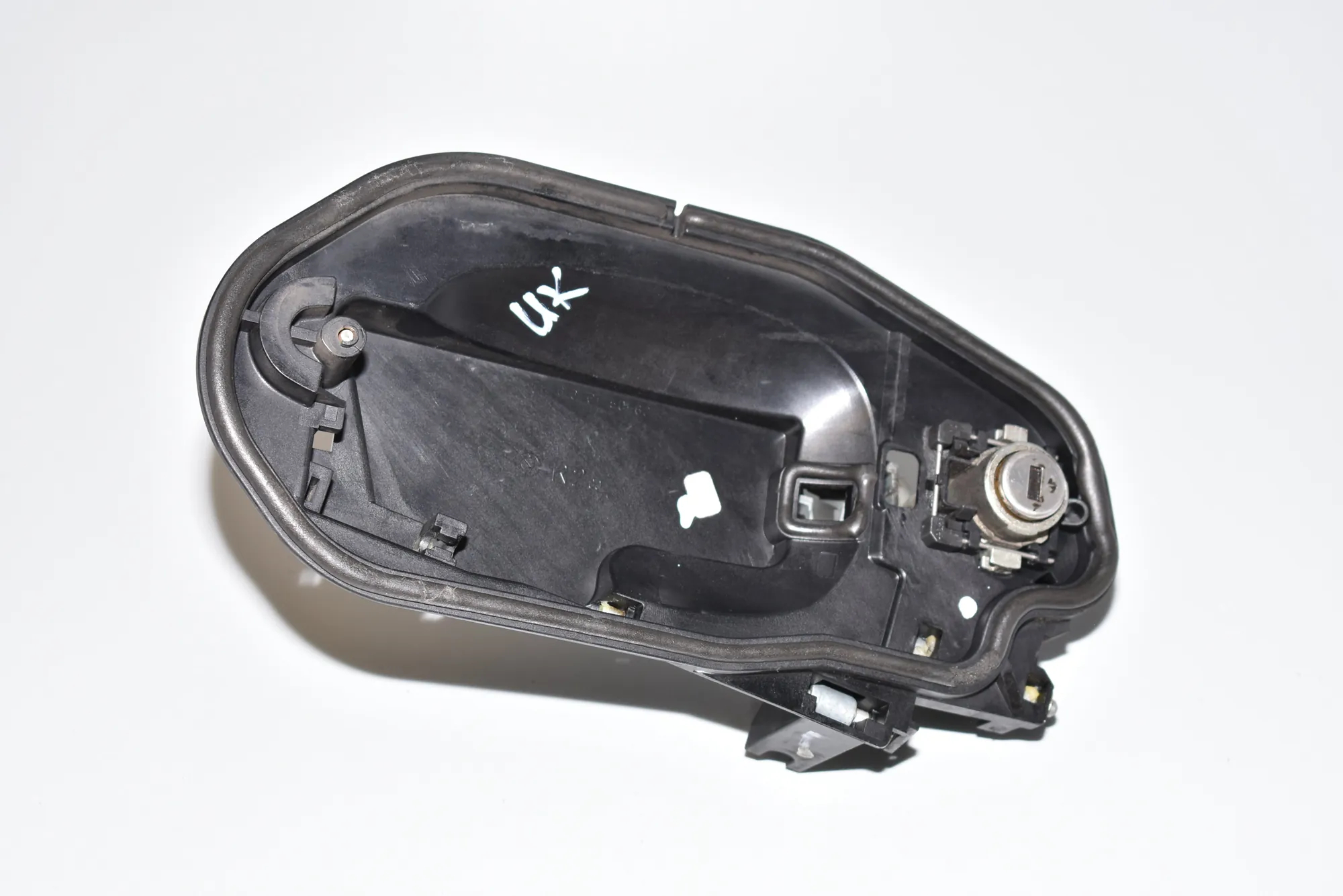 Front Right Door Interior Handle Frame – OEM 7034452 · BMW 5 (E60) BMW 5 (E60) 530 d 2007