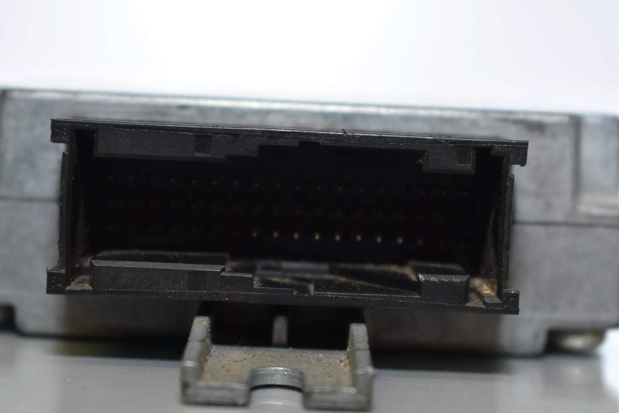 Phone Control Unit – OEM 6904337 · BMW 7 (E38) BMW 7 (E38) 735 i, iL 2000 – 3