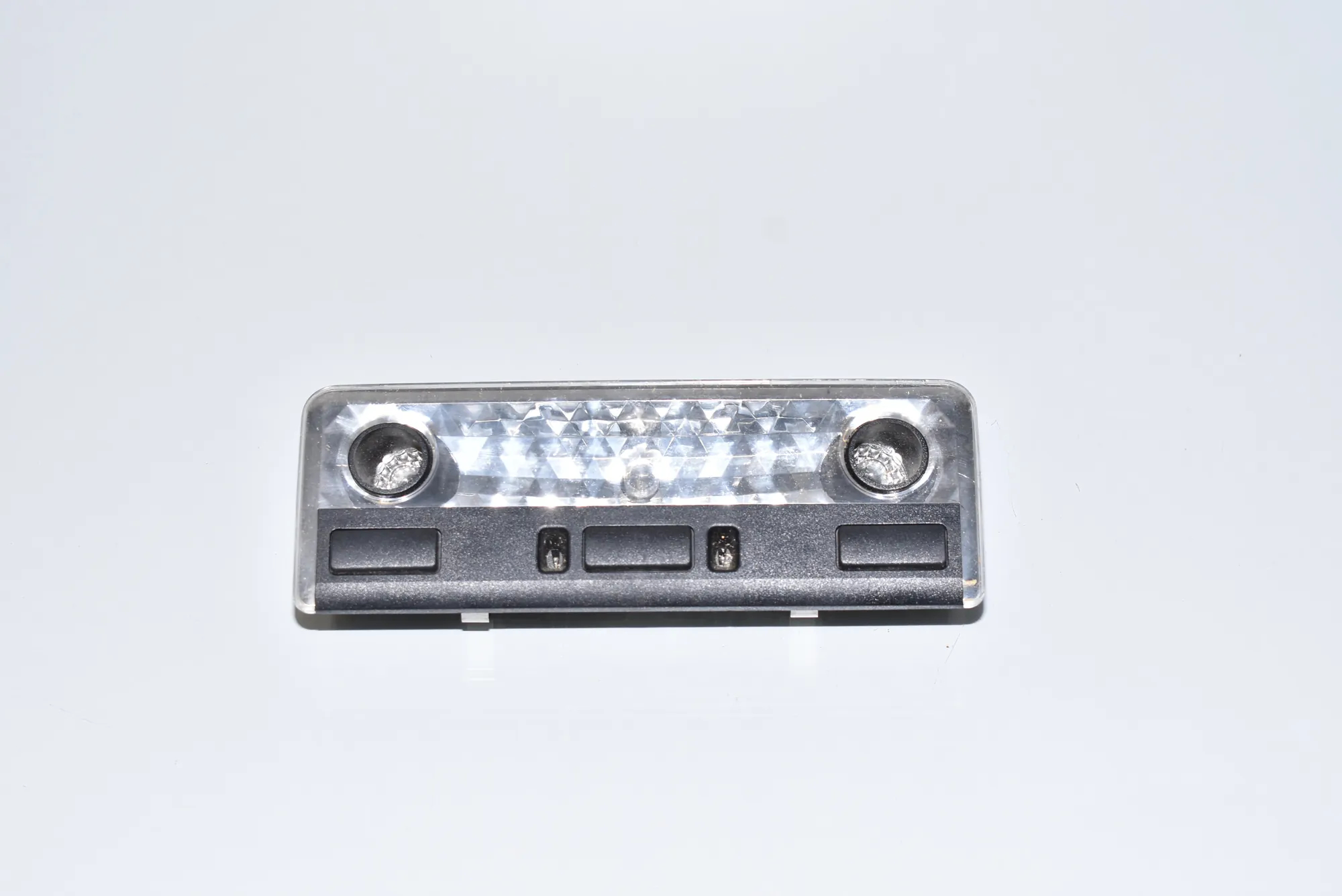 Interior Lighting – OEM 8364929 · BMW Z4 Roadster (E85) BMW Z4 Roadster (E85) 2.0 i 2007 – 2